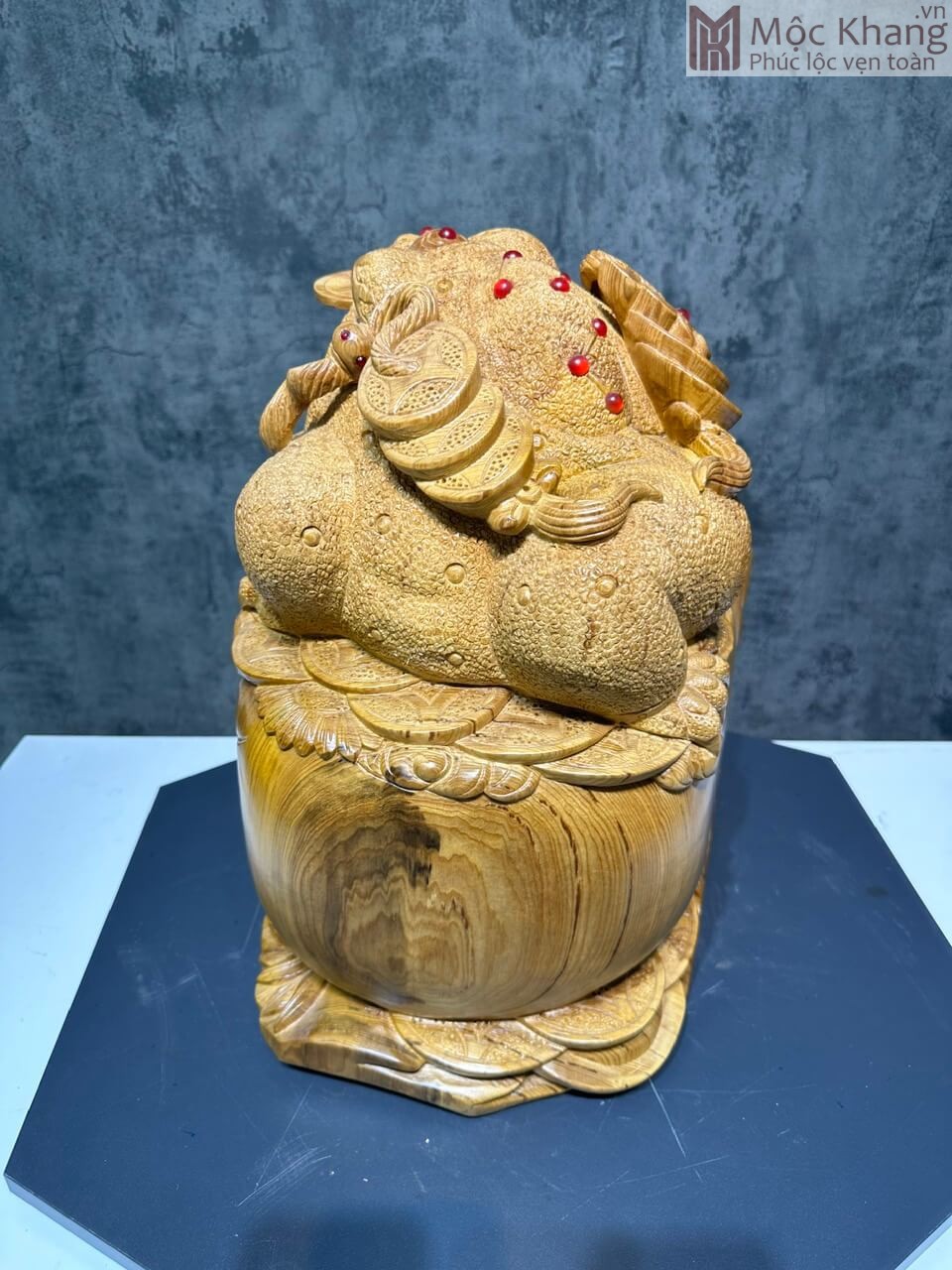 Tuong-Thiem-Thu-Go-Ngoc-Am-Cao-46-Ngang-43-Sau-20-cm-5.jpg