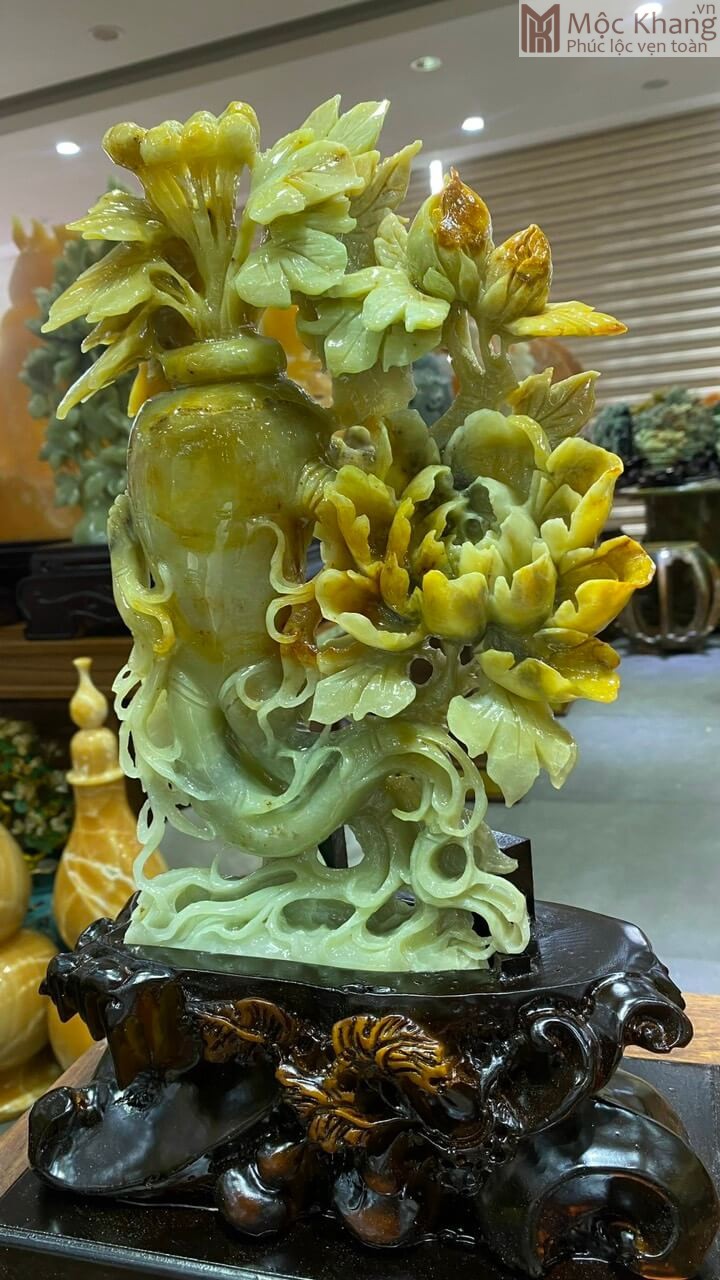 tac-pham-nhan-sam-mau-don-phu-quy-ngoc-serpentine-cao-30-ngang-20cm-2.jpg tac pham nhan sam mau don phu quy ngoc serpentine cao 30 ngang 20cm 2