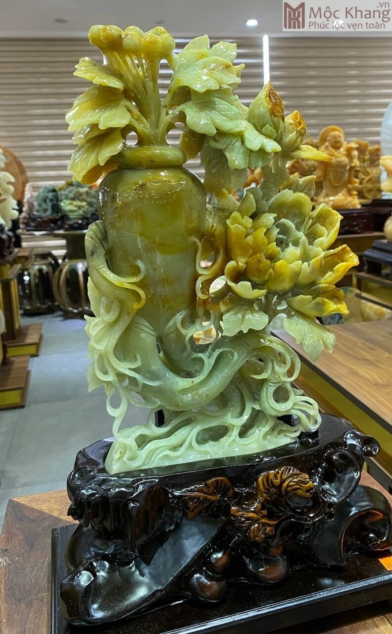 tac-pham-nhan-sam-mau-don-phu-quy-ngoc-serpentine-cao-30-ngang-20cm-3.jpg tac pham nhan sam mau don phu quy ngoc serpentine cao 30 ngang 20cm 3
