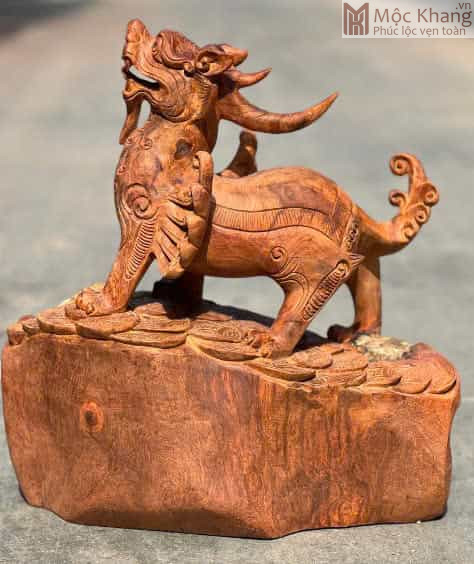 tuong-ty-huu-go-huong-cao-46-ngang-42-sau-24-cm-4-min.jpg tuong ty huu go huong cao 46 ngang 42 sau 24 cm 4 min