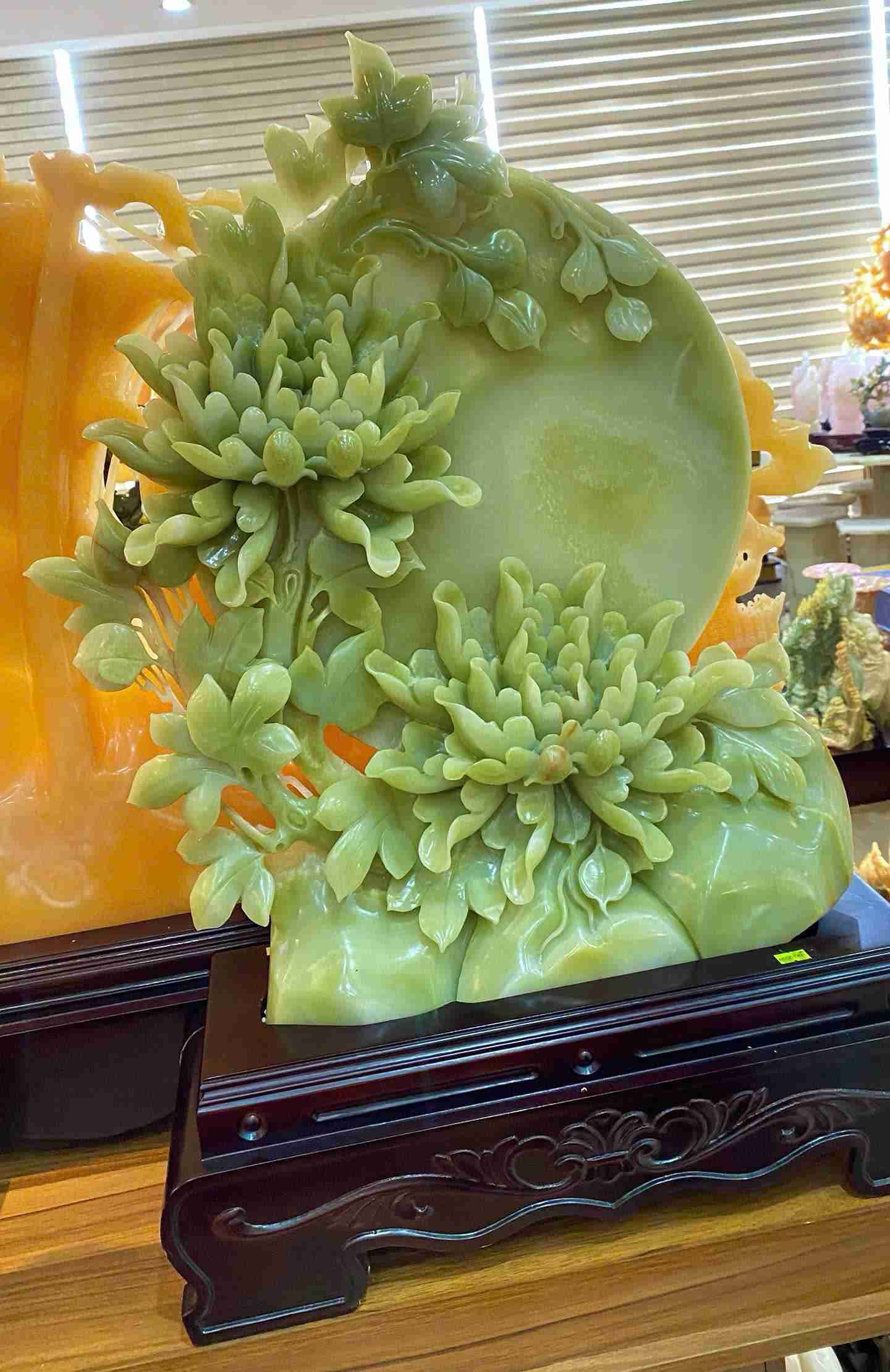 Hoa Mẫu Đơn Ngọc Onyx Cao 63 Ngang 48 Sâu 11(cm) (1) Hoa Mau Don Ngoc Onyx Cao 63 Ngang 48 Sau 11cm 1