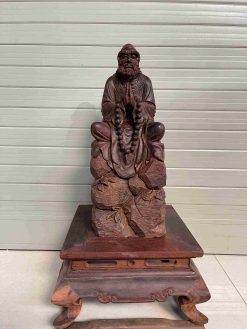 Tượng Đạt Ma Sư Tổ Gỗ Trắc