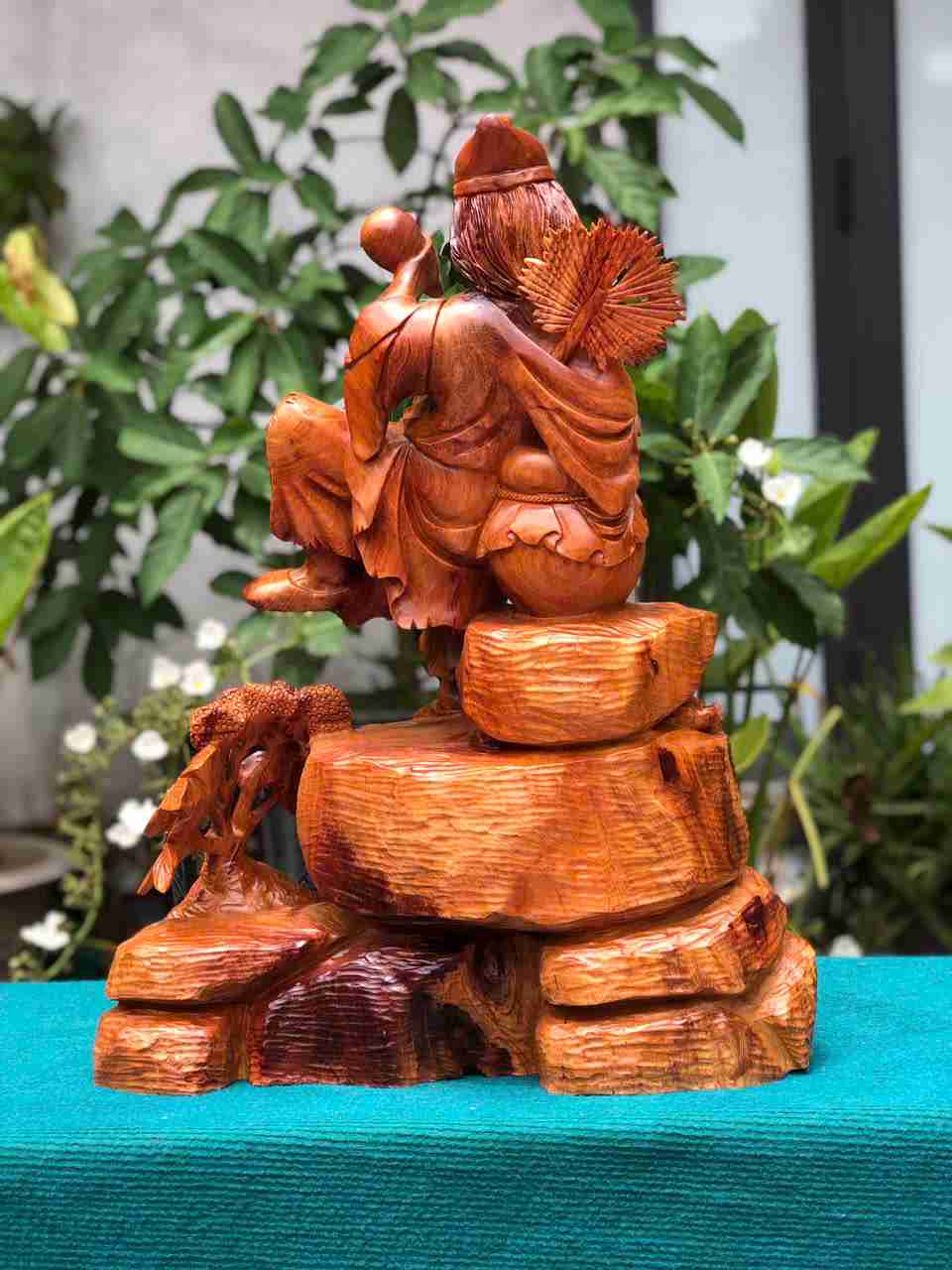 tuong-te-cong-go-huong-cao-62-ngang-48-sau-28-cm (2)_2_11zon