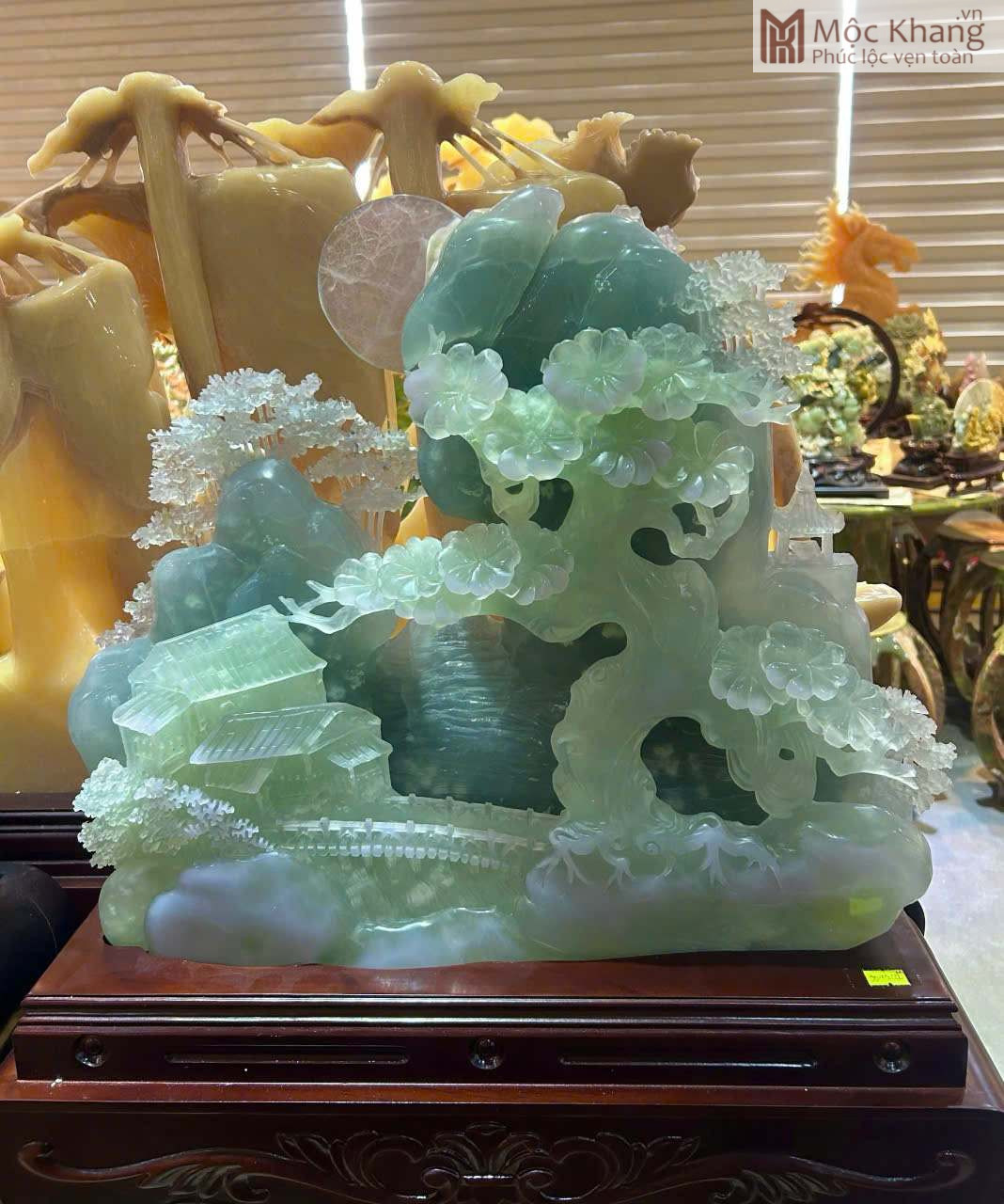 Cây Tùng Ngọc Flourite Cao 50 Ngang 44 Sâu 10 (cm) (1) Cây Tùng Ngọc Fluorite