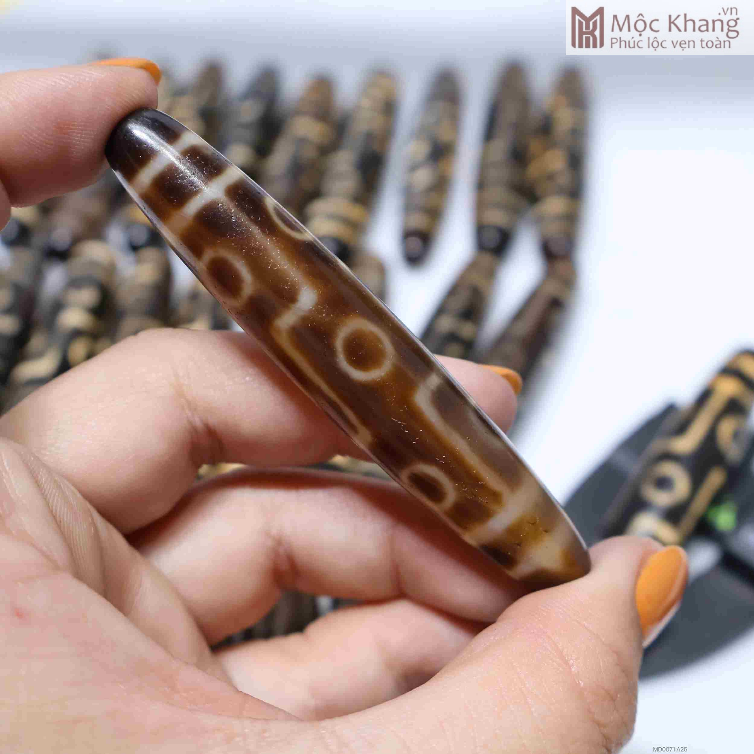 Dzi Tây Tạng Cao 75 Ngang 14.5 (mm) (2)_2 Dzi Tay Tang Cao 75 Ngang 14.5 mm 2 2