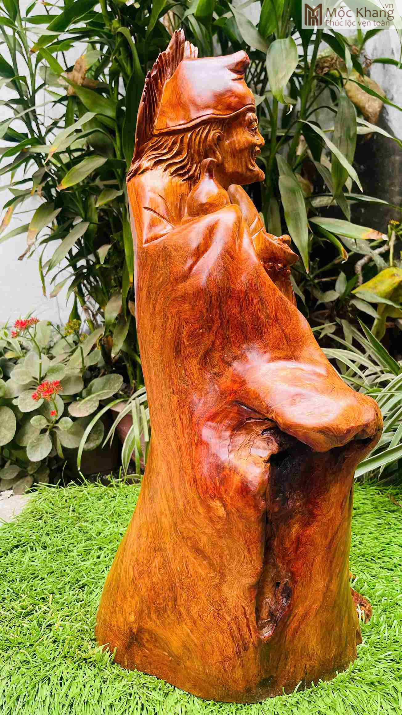 tuong-te-cong-go-huong-cao-61-ngang-32-sau-30cm (4)_4_11zon