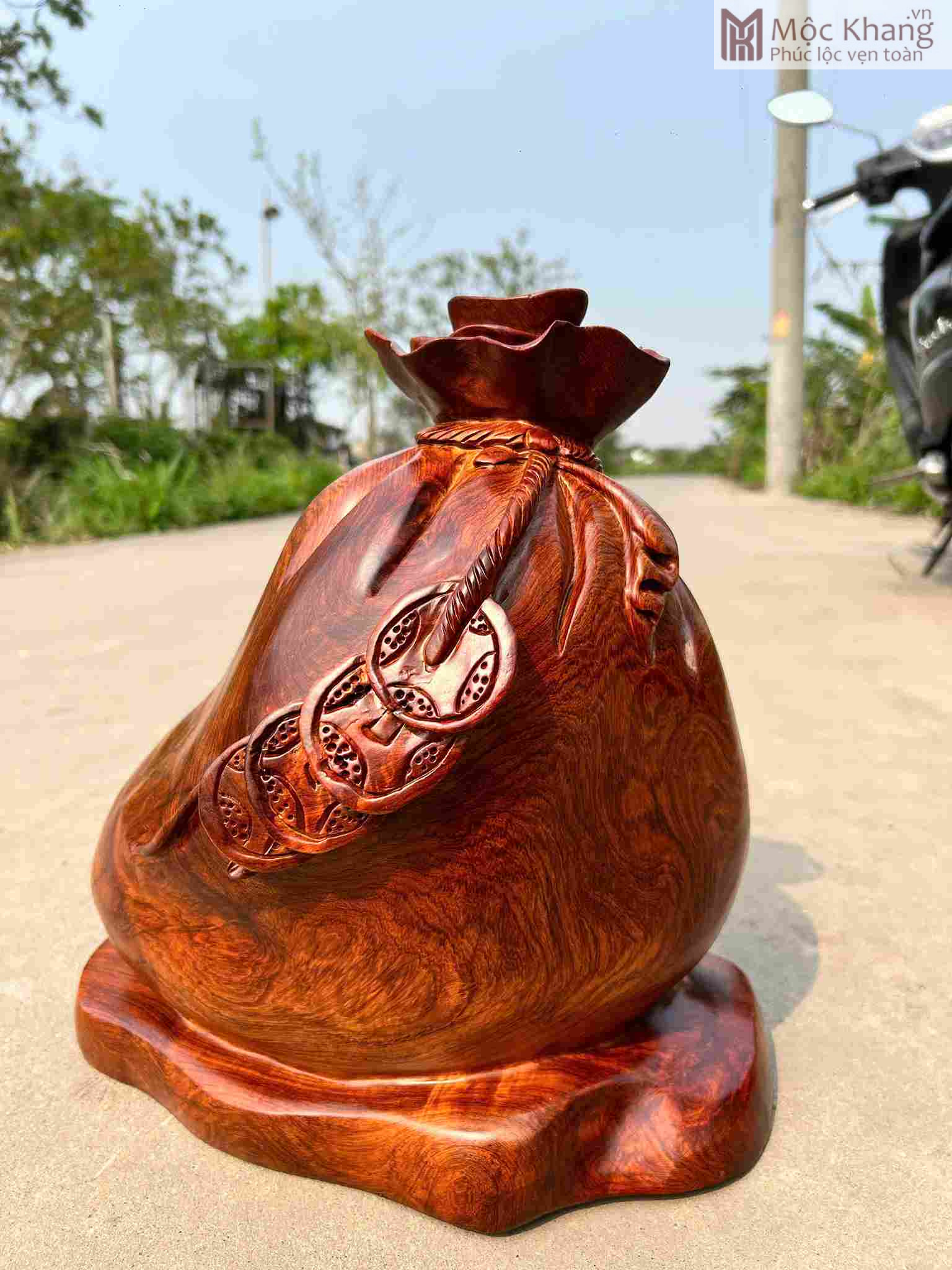 Bao Tiền Tài Lộc Gỗ Hương Cao 35 Ngang 33 Sâu 18 (cm) (2)_2 Bao Tien Tai Loc Go Huong Cao 35 Ngang 33 Sau 18 cm 2 2