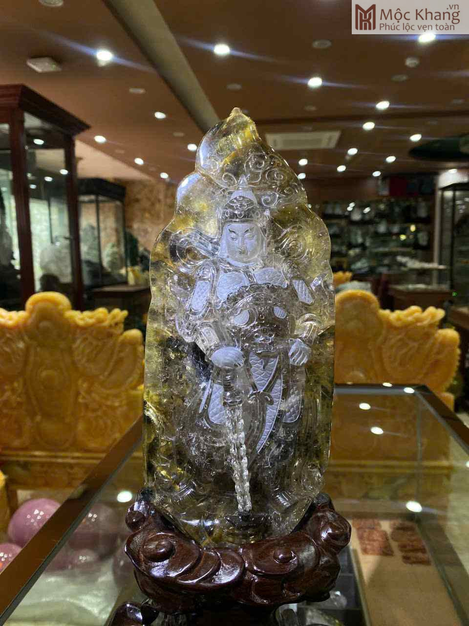 Tác Phẩm Hộ Pháp Vi Đà Thạch Anh Tóc Vàng Cao 23 Ngang 12 (cm) (4)_4 Tac Pham Ho Phap Vi Da Thach Anh Toc Vang Cao 23 Ngang 12 cm 4 4