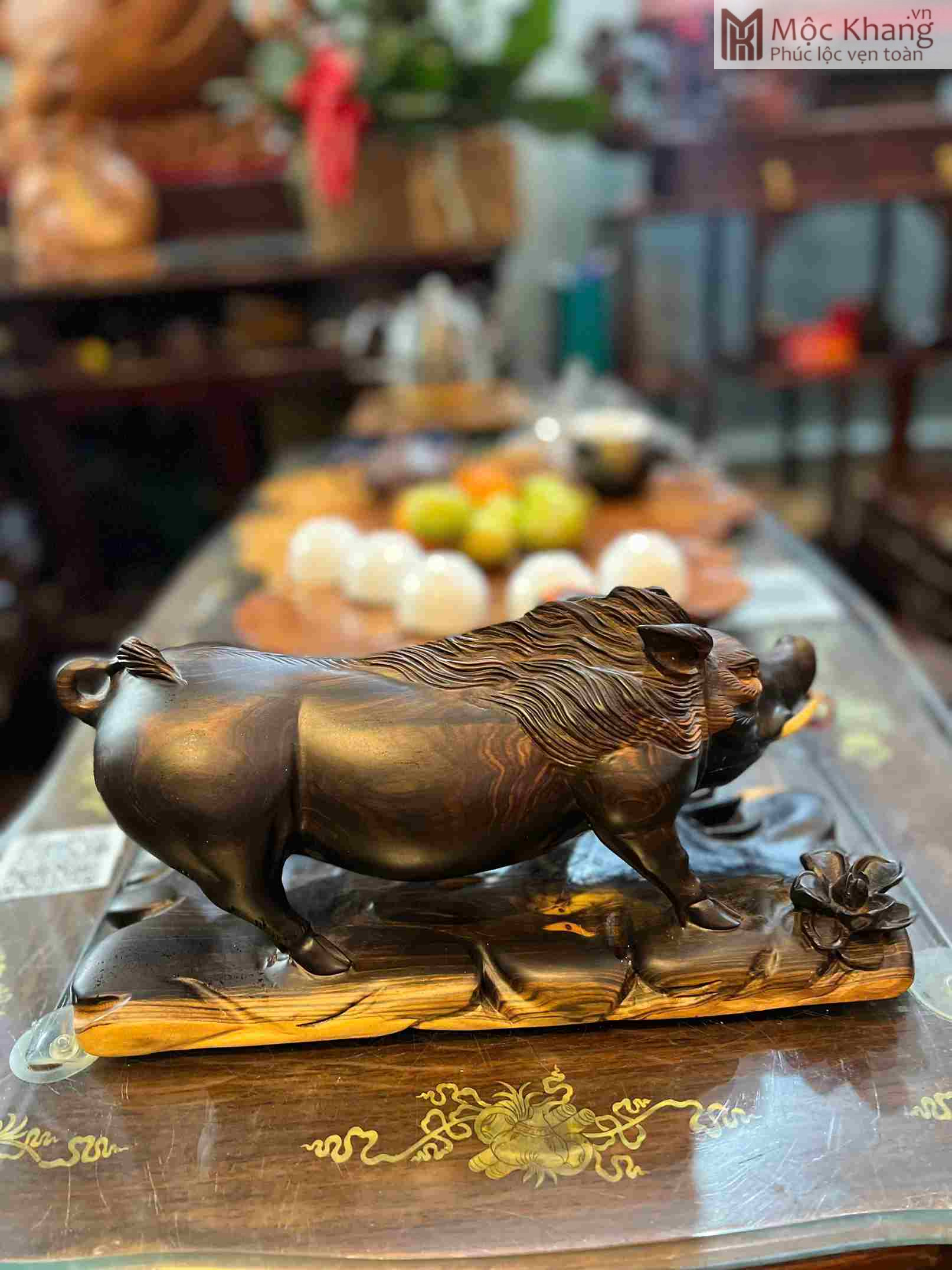 Tượng Heo Gỗ Mun Hoa Cao 15 Ngang 32 Sâu 13 (cm) (1)_1 Tuong Heo Go Mun Hoa Cao 15 Ngang 32 Sau 13 cm 1 1