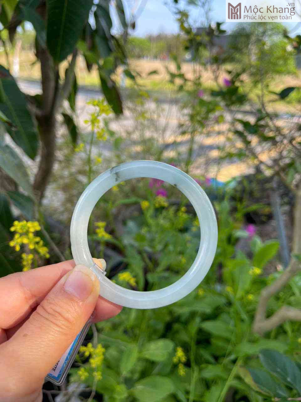 vong-tay-ngoc-cam-thach-ni-56-mm (3)_3_11zon vong tay ngoc cam thach ni 56 mm 3 3 11zon