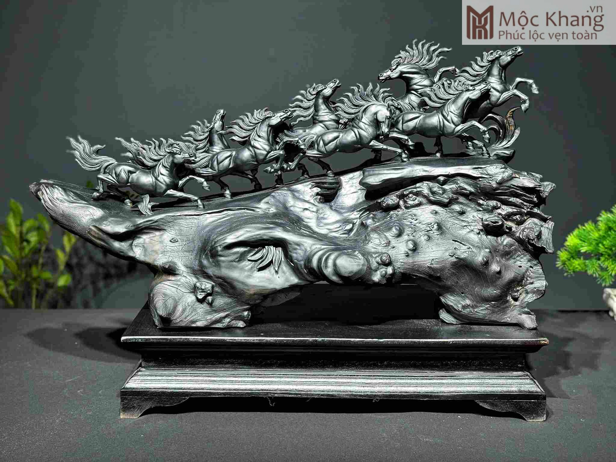 Tượng Bát Mã Gỗ Mun Sừng Cao 35 Ngang 63 Sâu 22 (cm) (2)_2 Tượng Bát Mã Gỗ Mun Sừng