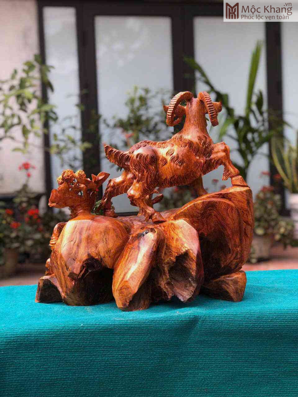 Tượng Dê Gỗ Hương Cao 48 Ngang 48 Sâu 31 (cm) (1)_1 Tuong De Go Huong Cao 48 Ngang 48 Sau 31 cm 1 1