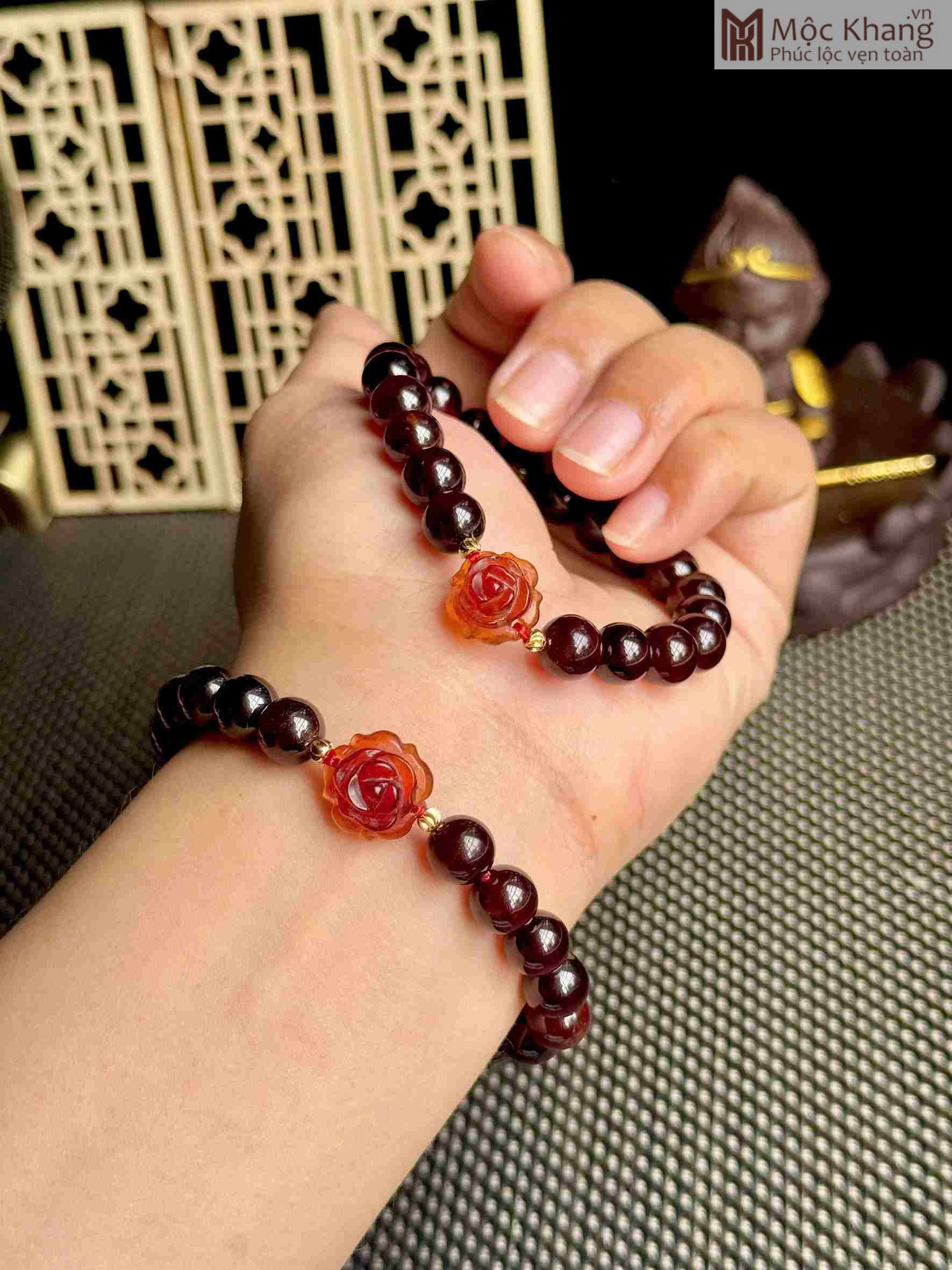 Vòng Tay Đá Mẫu Đơn Ngọc Hồng Lựu (Ganet) Đường Kính 8 (mm) (2)_2 Vong Tay Da Mau Don Ngoc Hong Luu Ganet Duong Kinh 8 mm 2 2