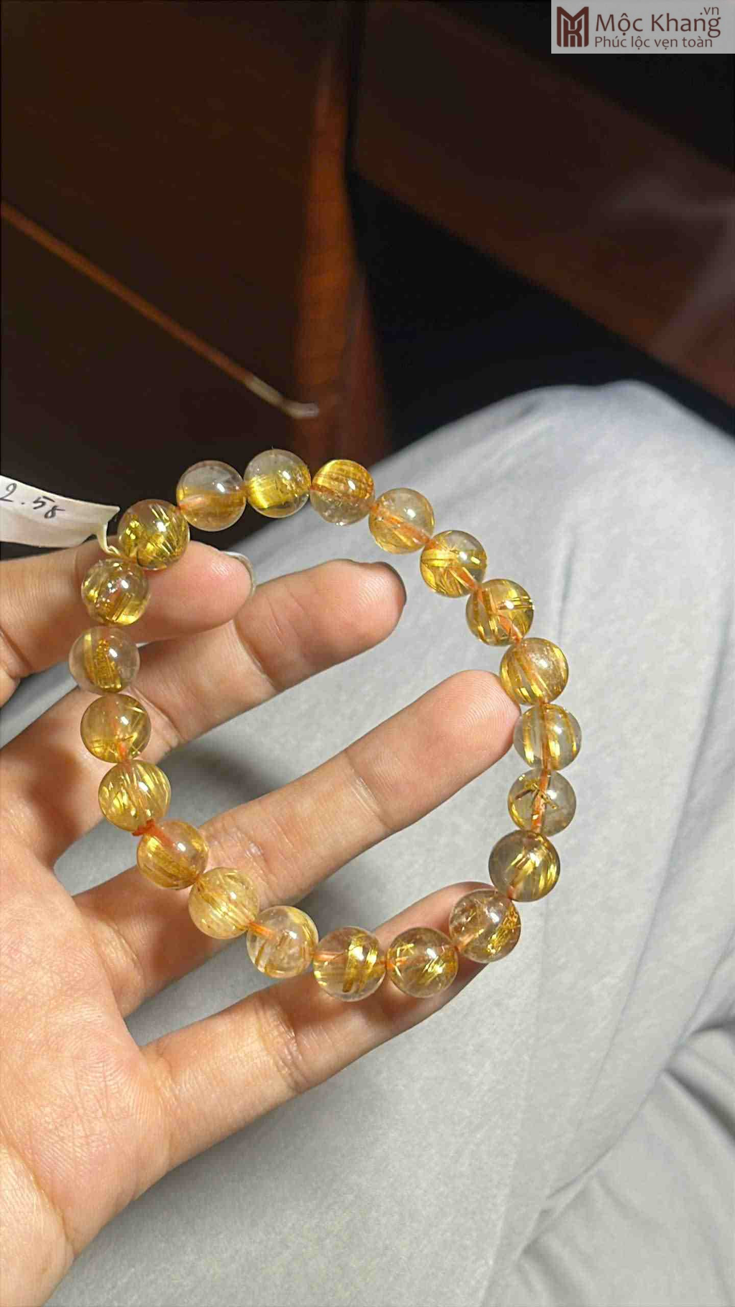 Vòng Tay Đá Thạch Anh Tóc Vàng Đường Kính 7.7 (mm) (1)_2 Vòng Tay Đá Thạch Anh Tóc Vàng