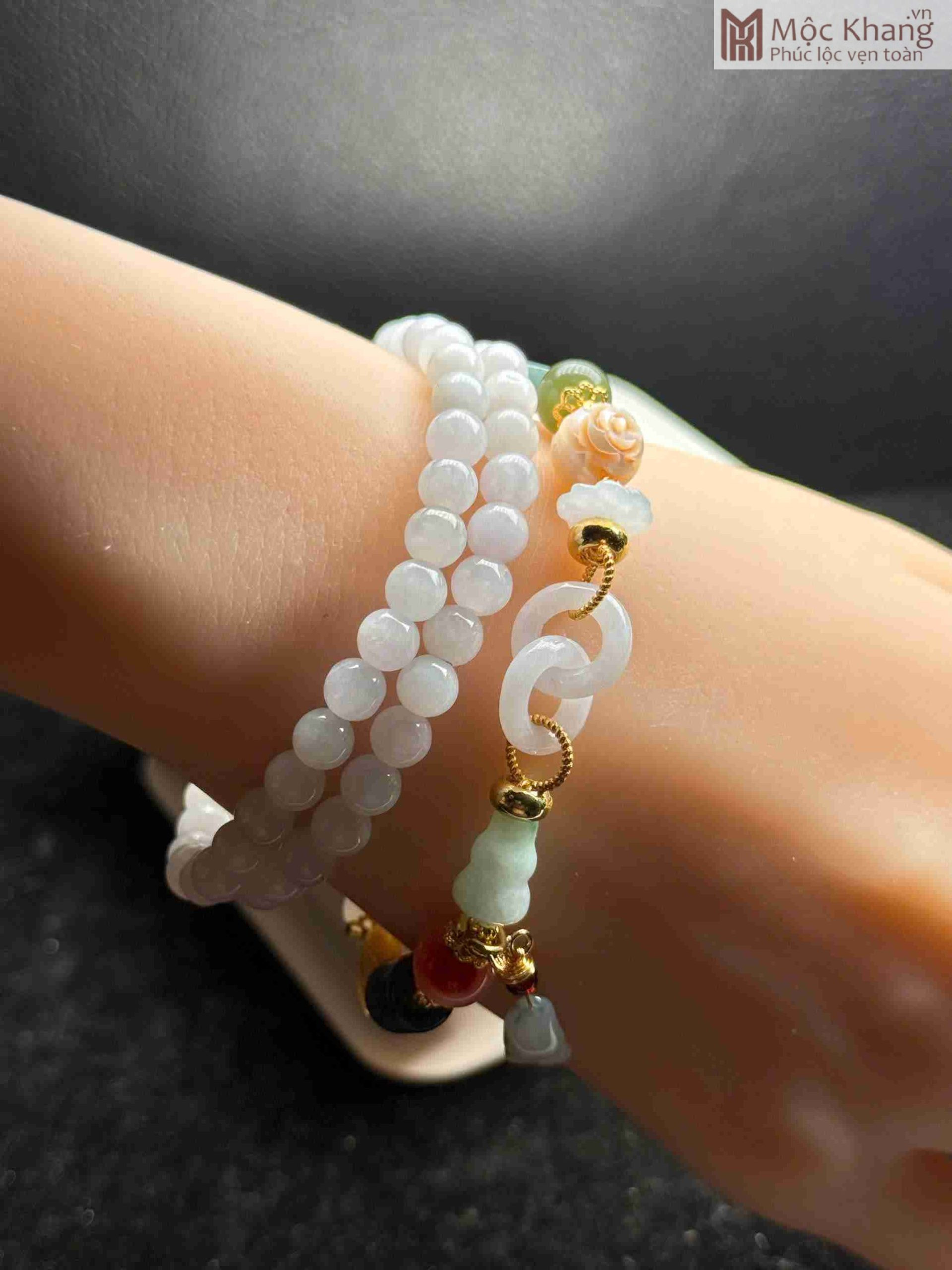 Vòng Tay Ngọc Cẩm Thạch Mix Charm Đường Kính 6 (mm) (3)_3 Vong Tay Ngoc Cam Thach Mix Charm Duong Kinh 6 mm 3 3 scaled
