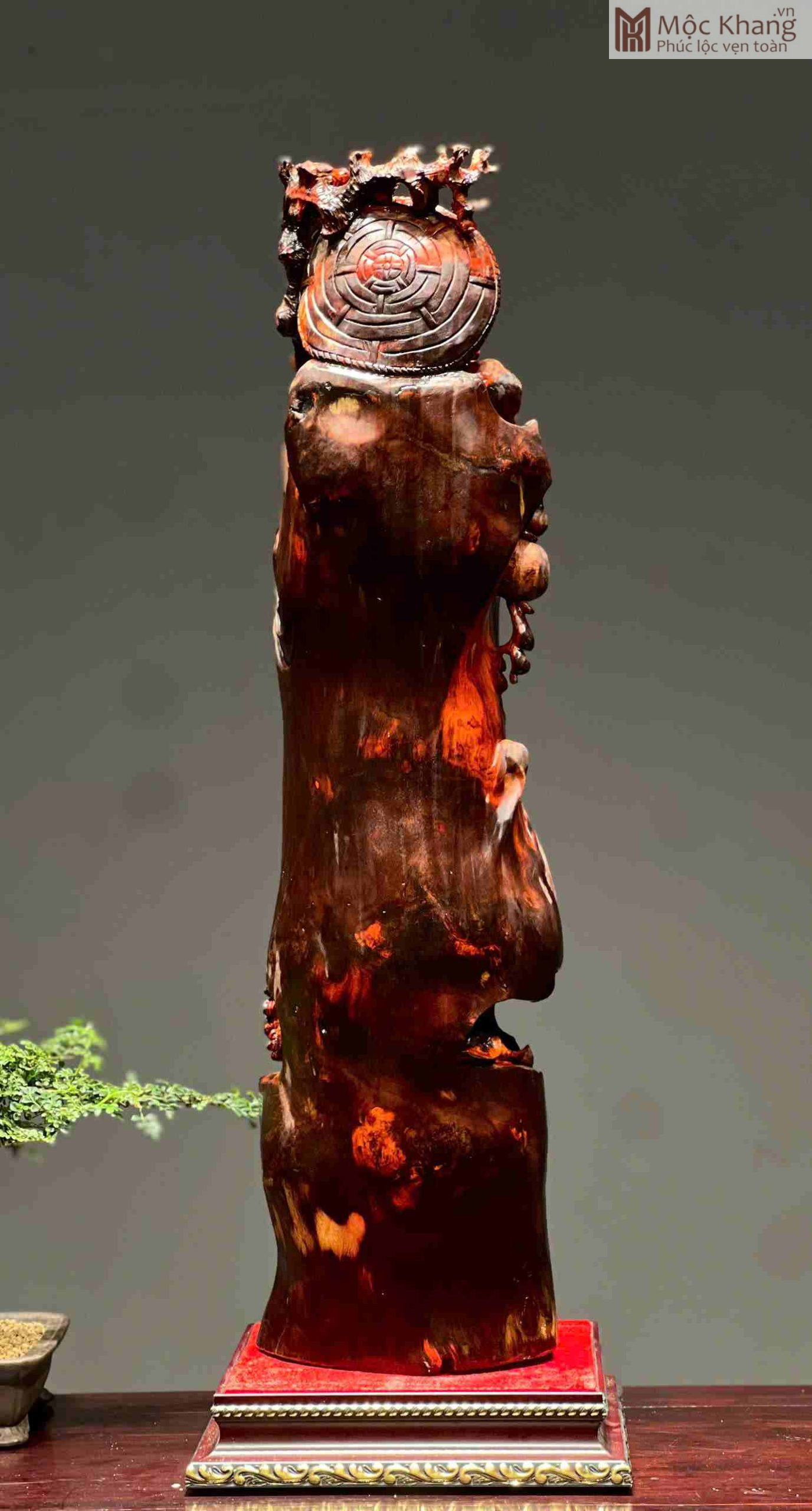 Tượng Đạt Ma Sư Tổ Gỗ Nu Trắc Cao 82 Ngang 23 Sâu 20 (cm) (3)_2 Tuong Dat Ma Su To Go Nu Trac Cao 82 Ngang 23 Sau 20 cm 3 2 scaled