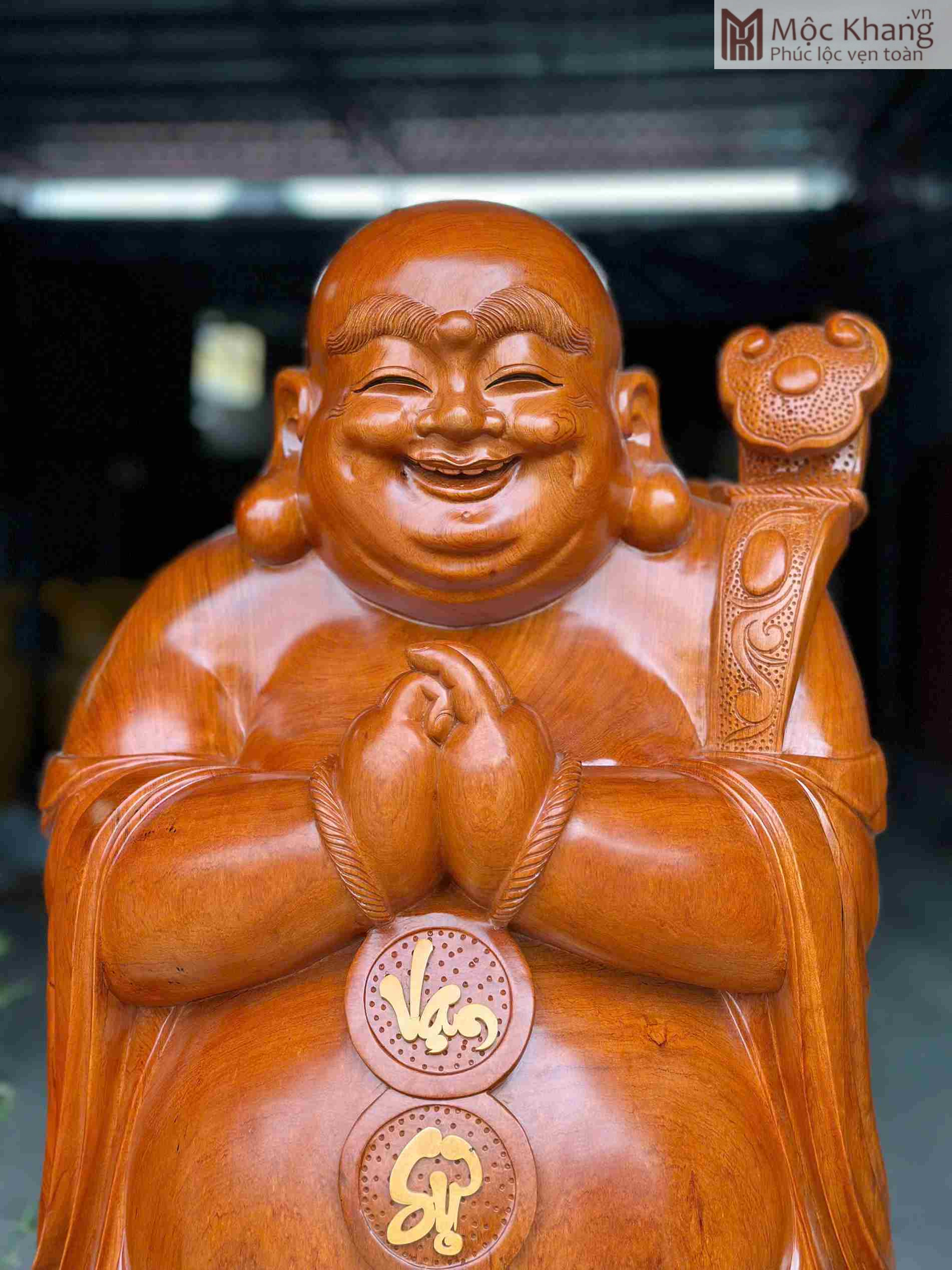 Tượng Phật Di Lặc Chúc Phúc Gỗ Hương Cao 180 Ngang 64 Sâu 60 (cm) (2)_2 Tuong Phat Di Lac Chuc Phuc Go Huong Cao 180 Ngang 64 Sau 60 cm 2 2