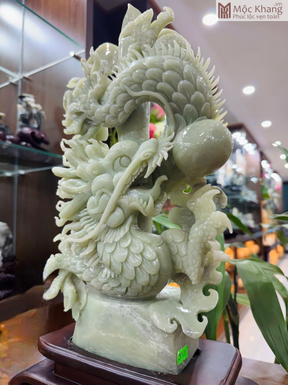 Nhất Long Chầu Ngọc Ngọc Serpentine cao 51 Ngang 22 Sâu 8 (cm) (3) Nhất Long Chầu Ngọc Ngọc Serpentine