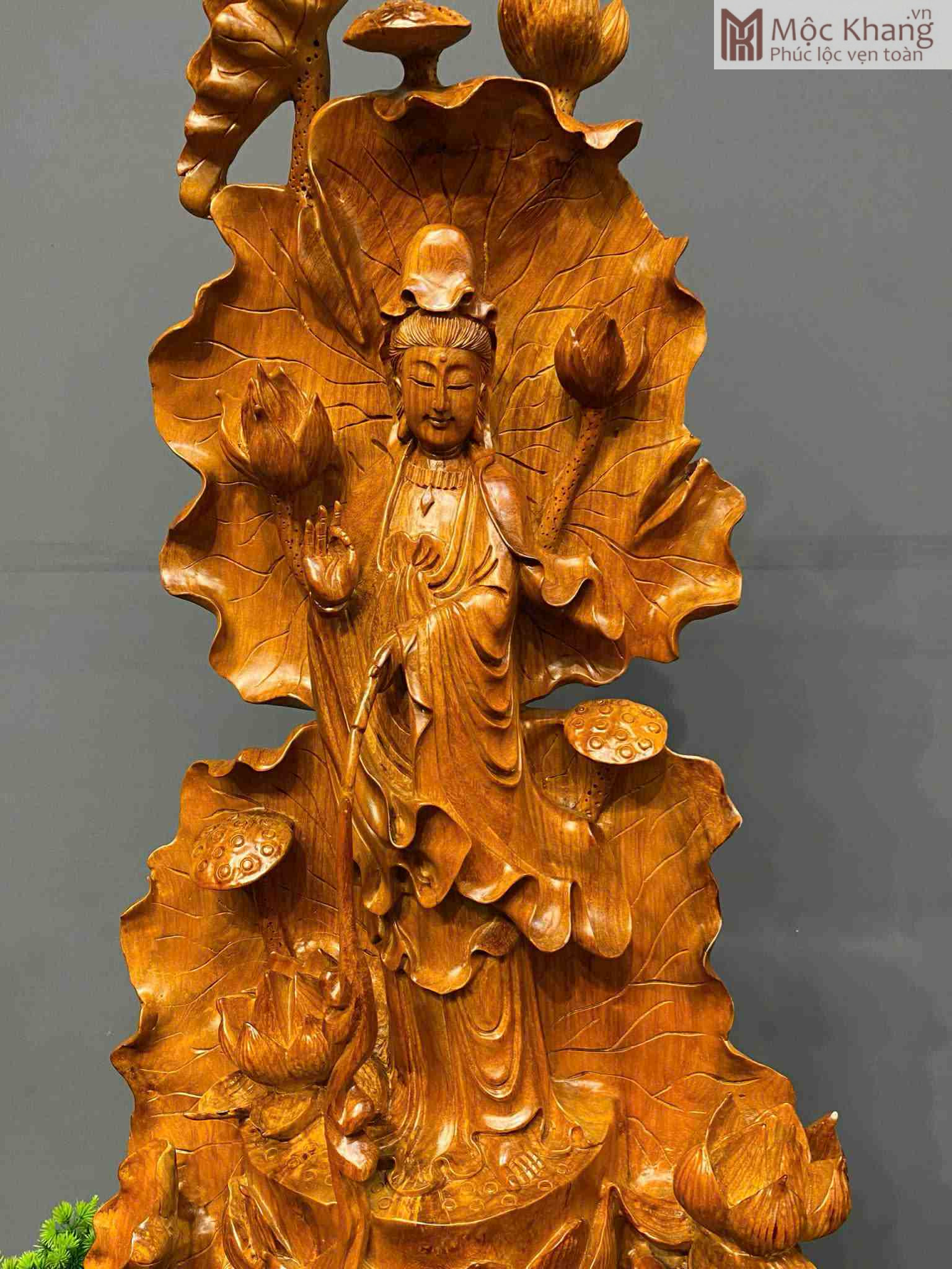 Tượng Mẹ Quan Âm Đứng Đài Sen Gỗ Hương Cao 106 Ngang 43 Sâu 26 (cm) Tượng Mẹ Quan Âm Đứng