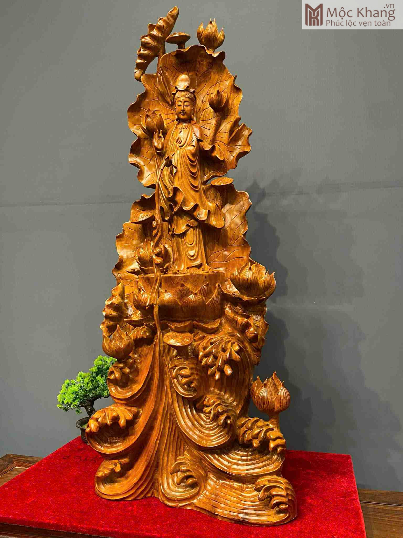 Tượng Mẹ Quan Âm Đứng Đài Sen Gỗ Hương Cao 106 Ngang 43 Sâu 26 (cm) Tượng Mẹ Quan Âm Đứng