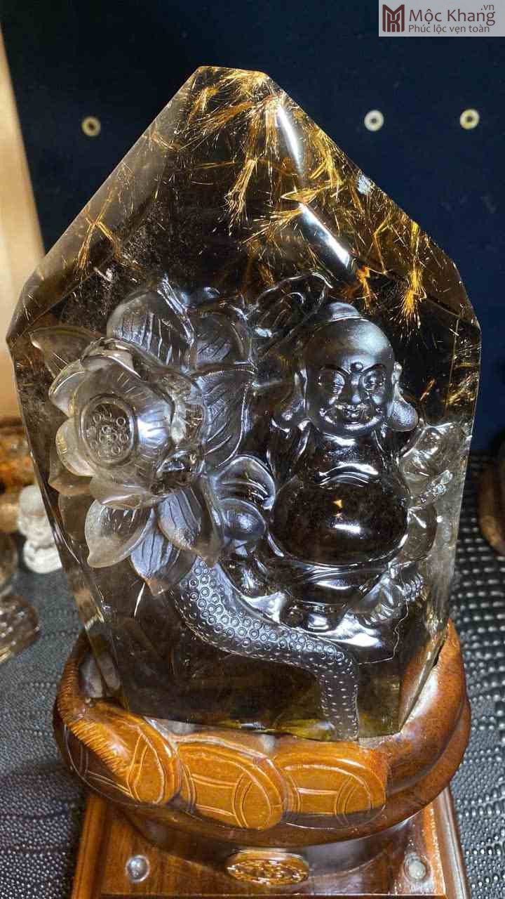 tuong-phat-di-lac-thach-anh-toc-vang-cao-220-ngang-140-sau-83-8mm (1)_1_11zon tuong phat di lac thach anh toc vang cao 220 ngang 140 sau 83 8mm 1 1 11zon