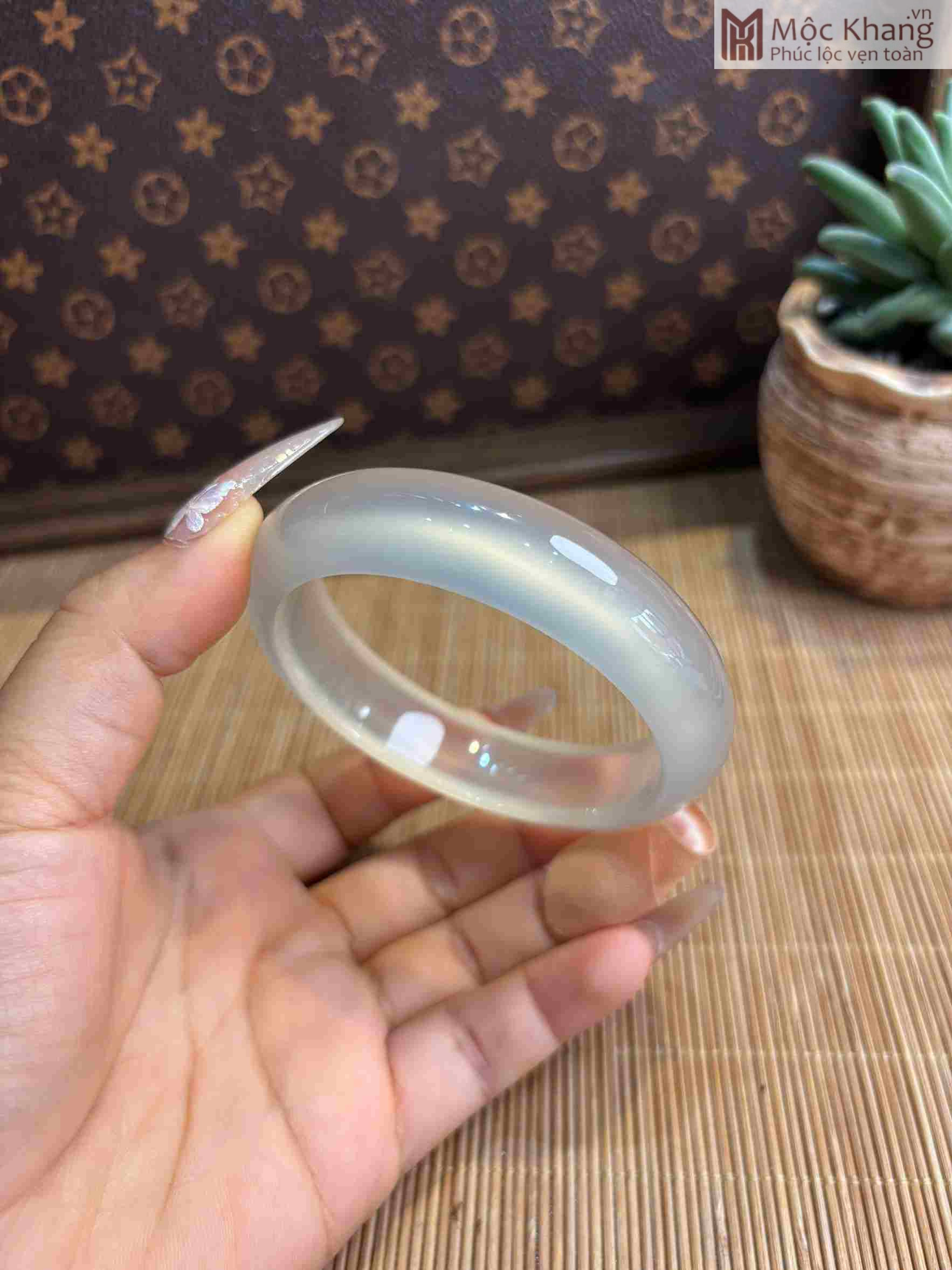 Vòng Bản Bạch Nguyệt Quang Chất Băng Thuỷ Tinh Ni 57 (mm) Vòng Bản Bạch Nguyệt Quang