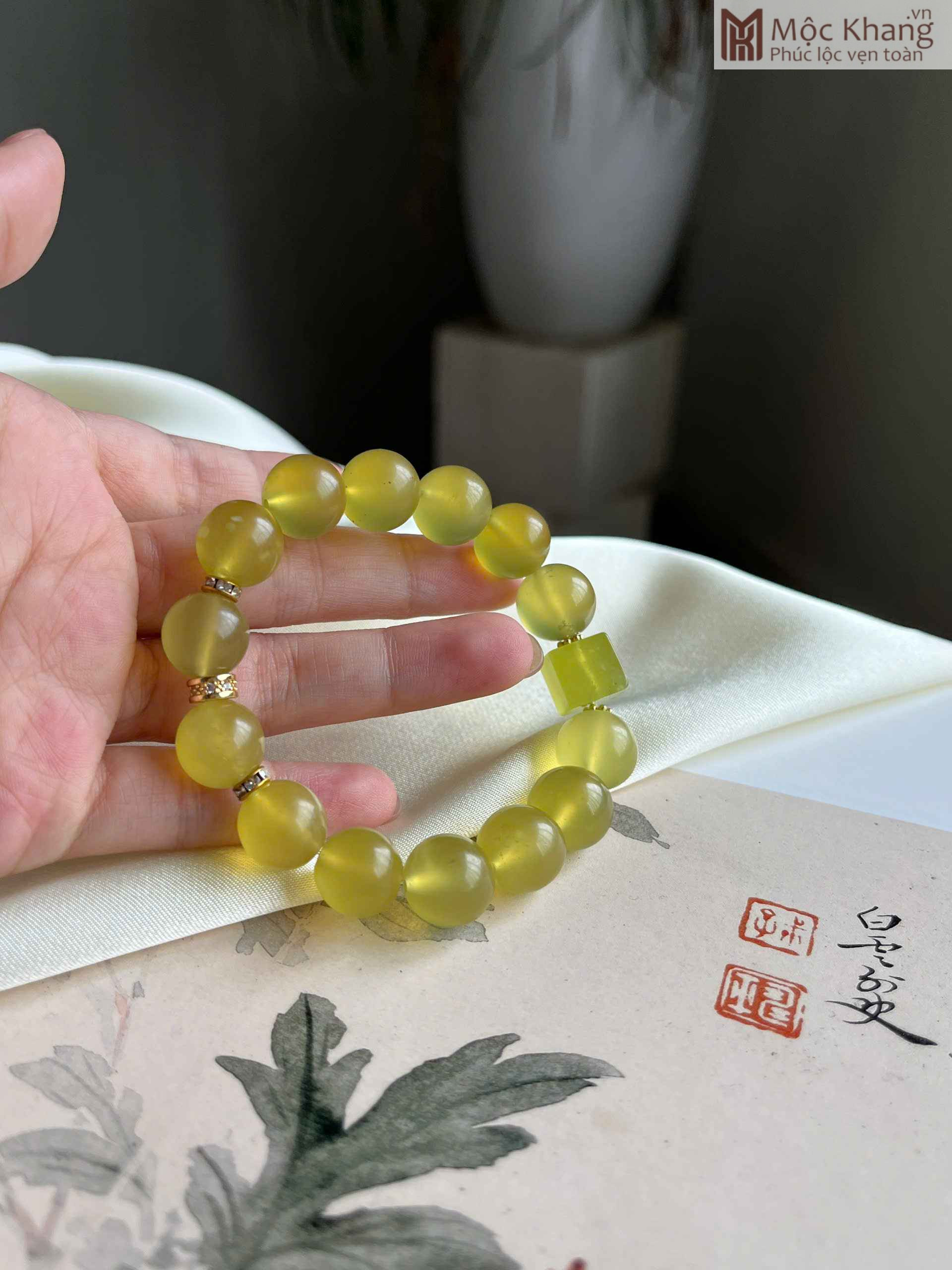 Vòng Tay Ngọc Tụ Nham Xanh Cốm Size Hạt 12 (mm) Vòng Tay Ngọc Tụ Nham Xanh Cốm