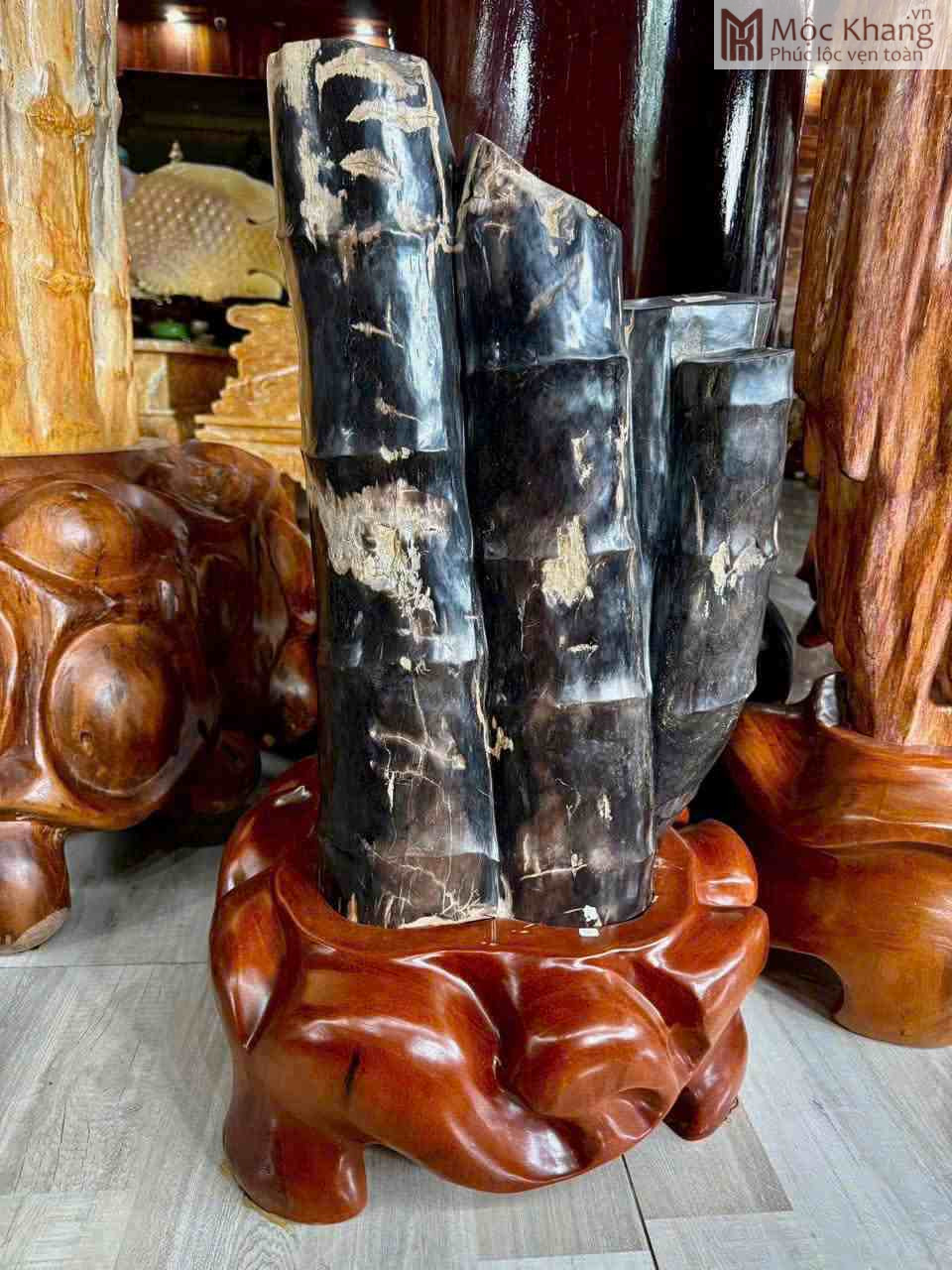 Bụi Trúc Hóa Thạch (3)_3 Bụi Trúc Hóa Thạch