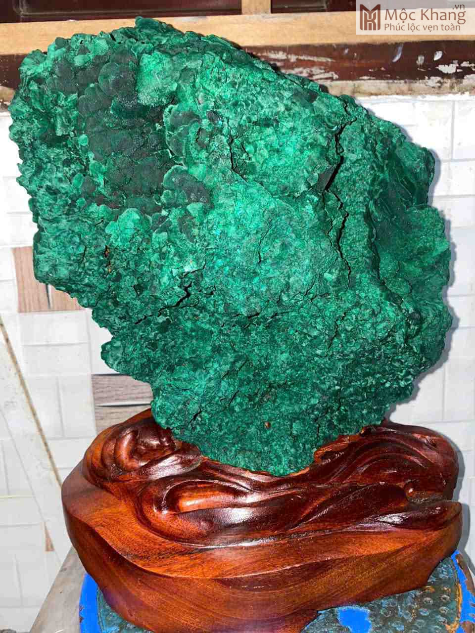 Tại Sao Đá Khổng Tước Được Gọi Là "Viên Đá Của Hoàng Gia"? Tinh Thể Đá Lông công (Malachite)