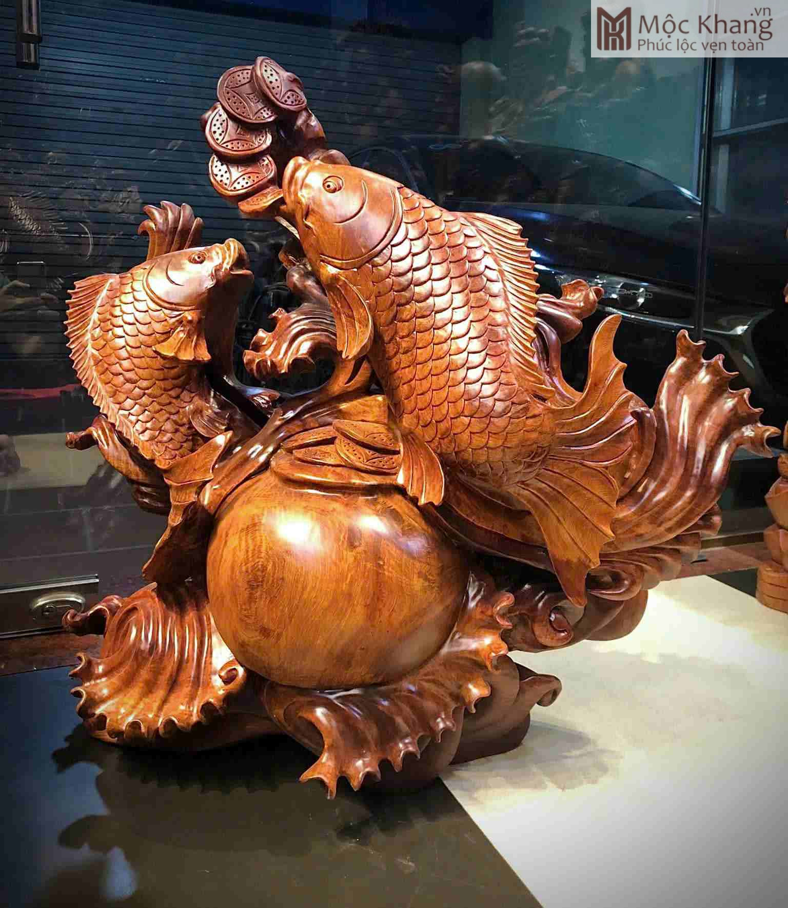 Tượng Cá (Song Ngư) Quần Chum Tiền Gỗ Hương (1)_1 Tượng Cá (Song Ngư) Quần Chum Tiền Gỗ Hương