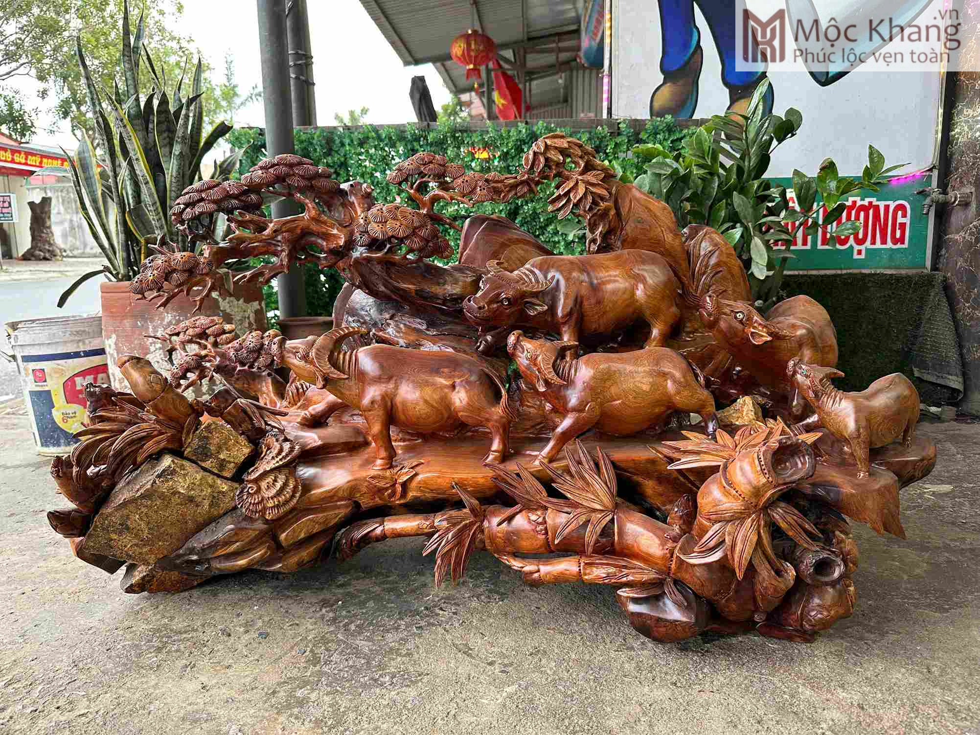 Tượng Ngũ Sửu Quần Tùng Gỗ Hương (3)_3 Tượng Ngũ Sửu Quần Tùng Gỗ Hương