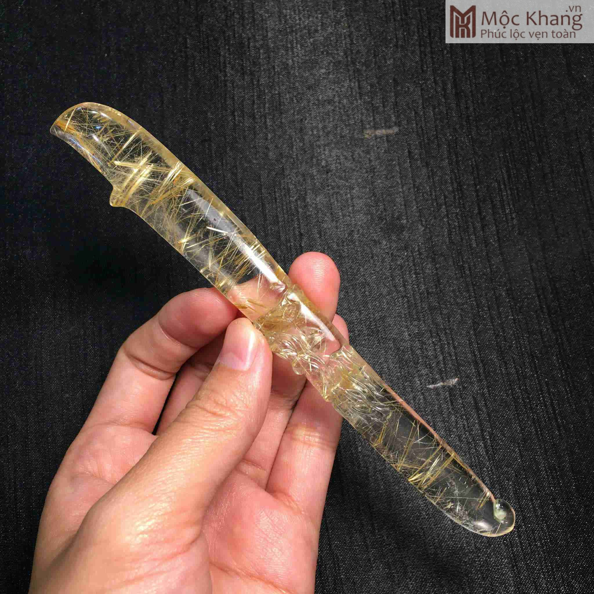 Tiểu Đao Chạm Rồng Đá Thạch Anh Tóc Vàng (2)_2 Tieu Dao Cham Rong Da Thach Anh Toc Vang 2 2