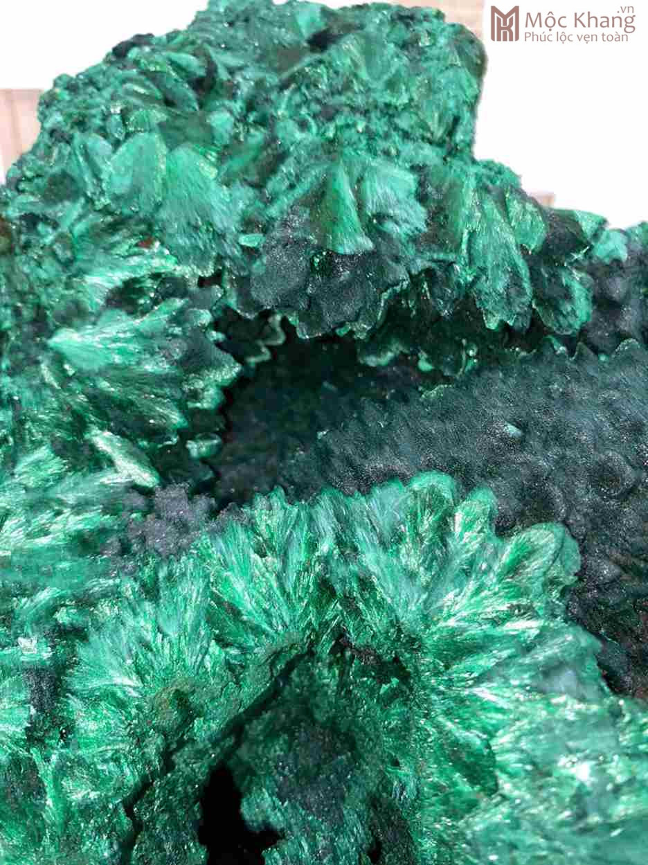 Tinh Thể Đá Khổng Tước (Malachite) (9)_9 Tinh Thể Đá Khổng Tước (Malachite)