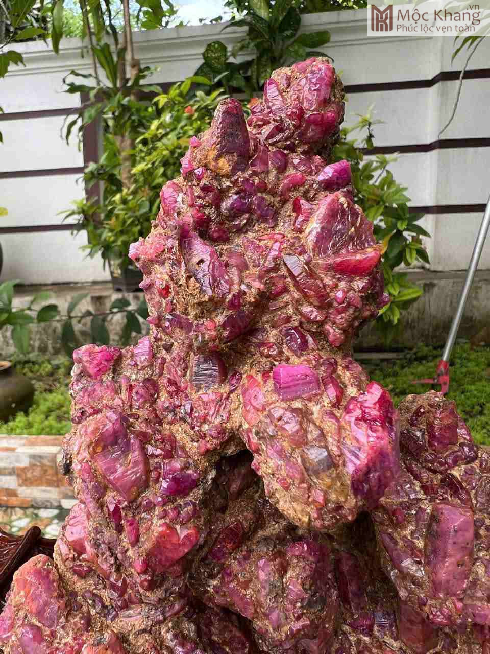Tinh Thể Đá Ruby Lục Yên Nguyên Khối (4)_4 Tinh Thể Đá Ruby Lục Yên Nguyên Khối