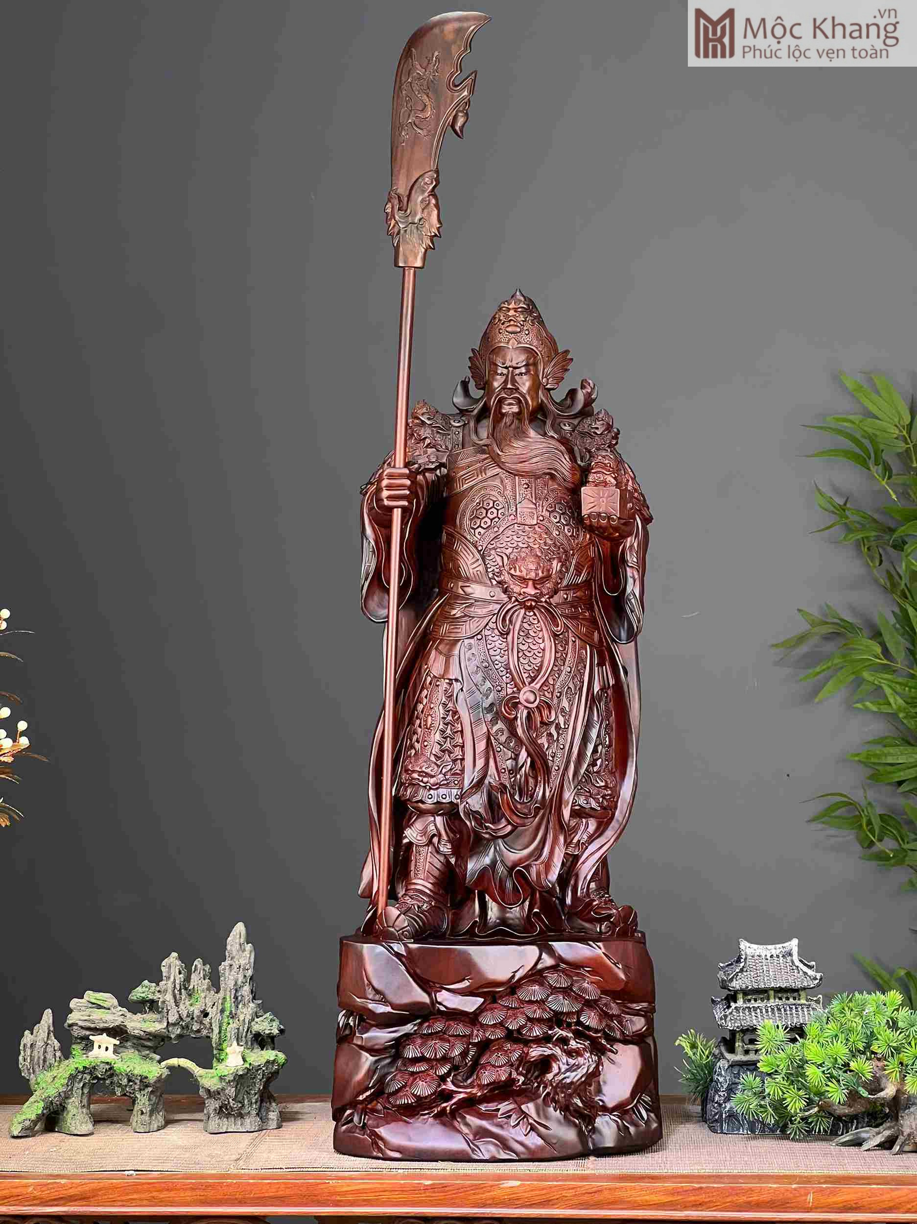 Tượng Quan Công Cầm Ấn Gỗ Trắc (7)_7 Tượng Quan Công Cầm Ấn Gỗ Trắc