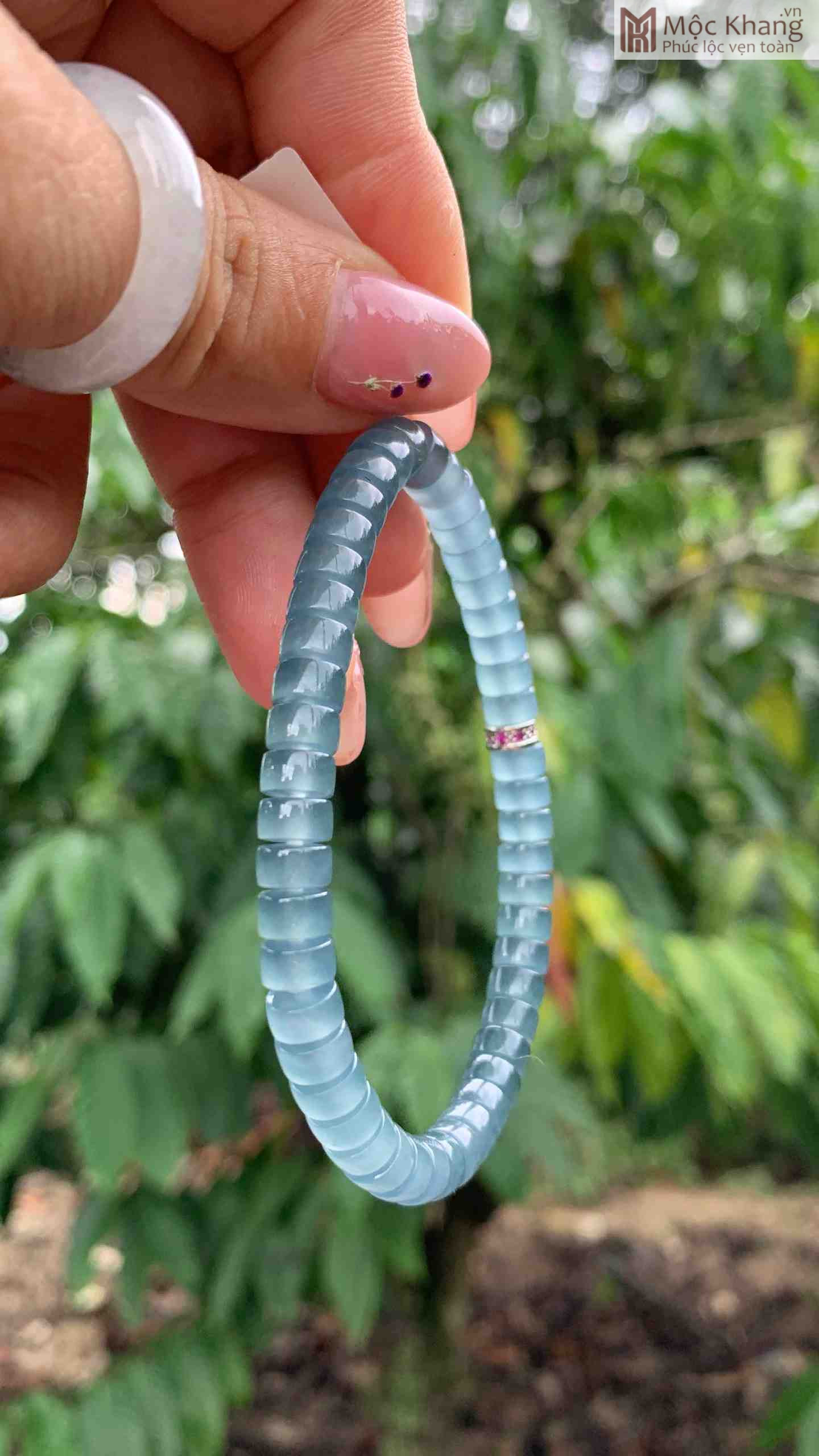 Vòng Tay Băng Lam Thiên Không Cẩm Thạch Jadeite A (2)_2 Vong Tay Bang Lam Thien Khong Cam Thach Jadeite A 2 2