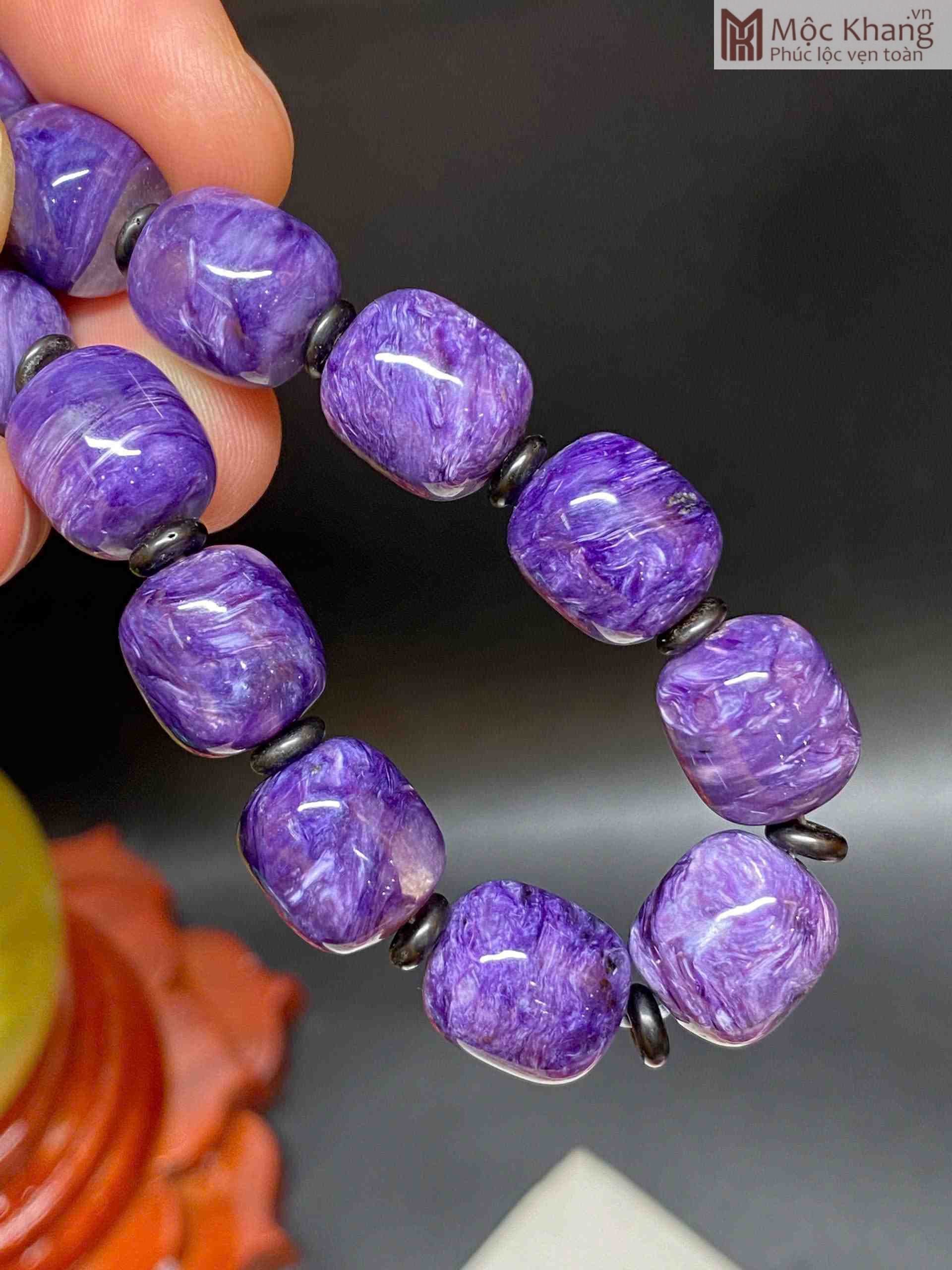 Vòng Tay Đá Mắt Rồng Tím Charoite (2)_2 Vong Tay Da Mat Rong Tim Charoite 2 2