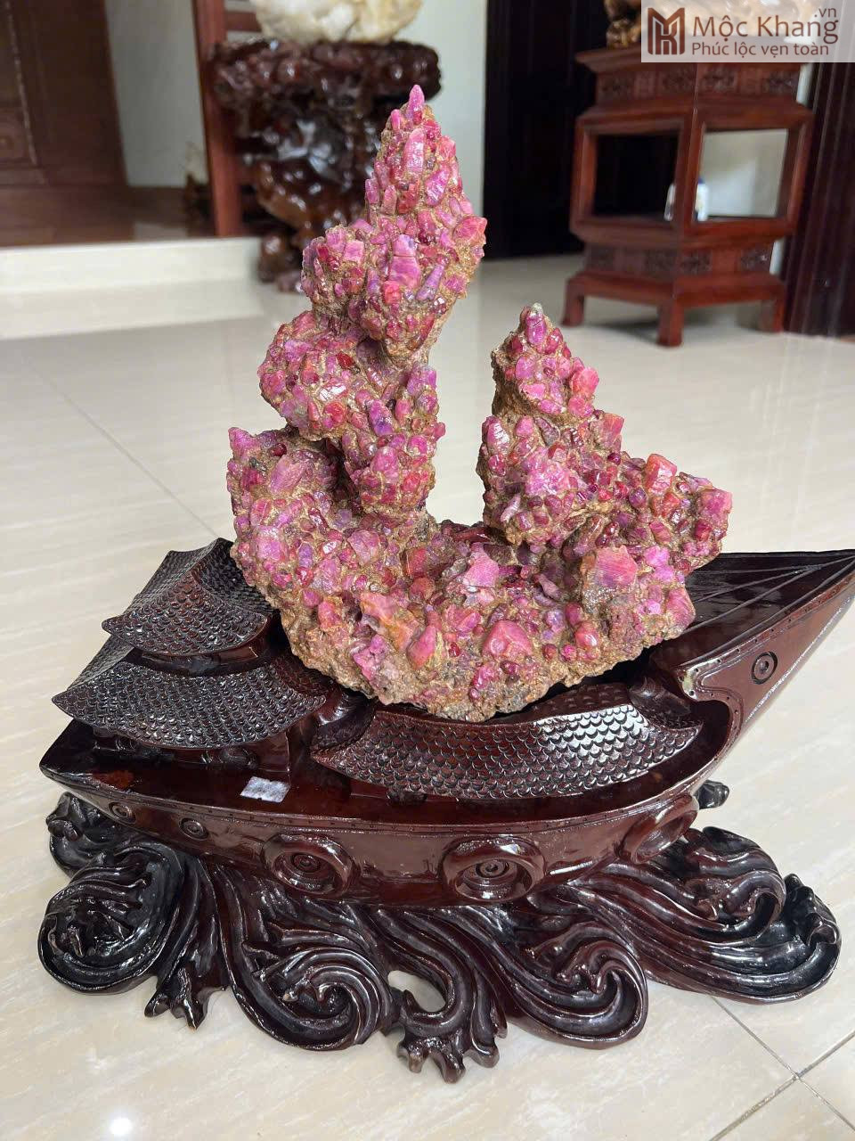 tac-pham-thuan-buom-xuoi-gio-tinh-the-ruby-luc-yen (1) Thuận Buồm Xuôi Gió Tinh Thể Ruby Lục Yên