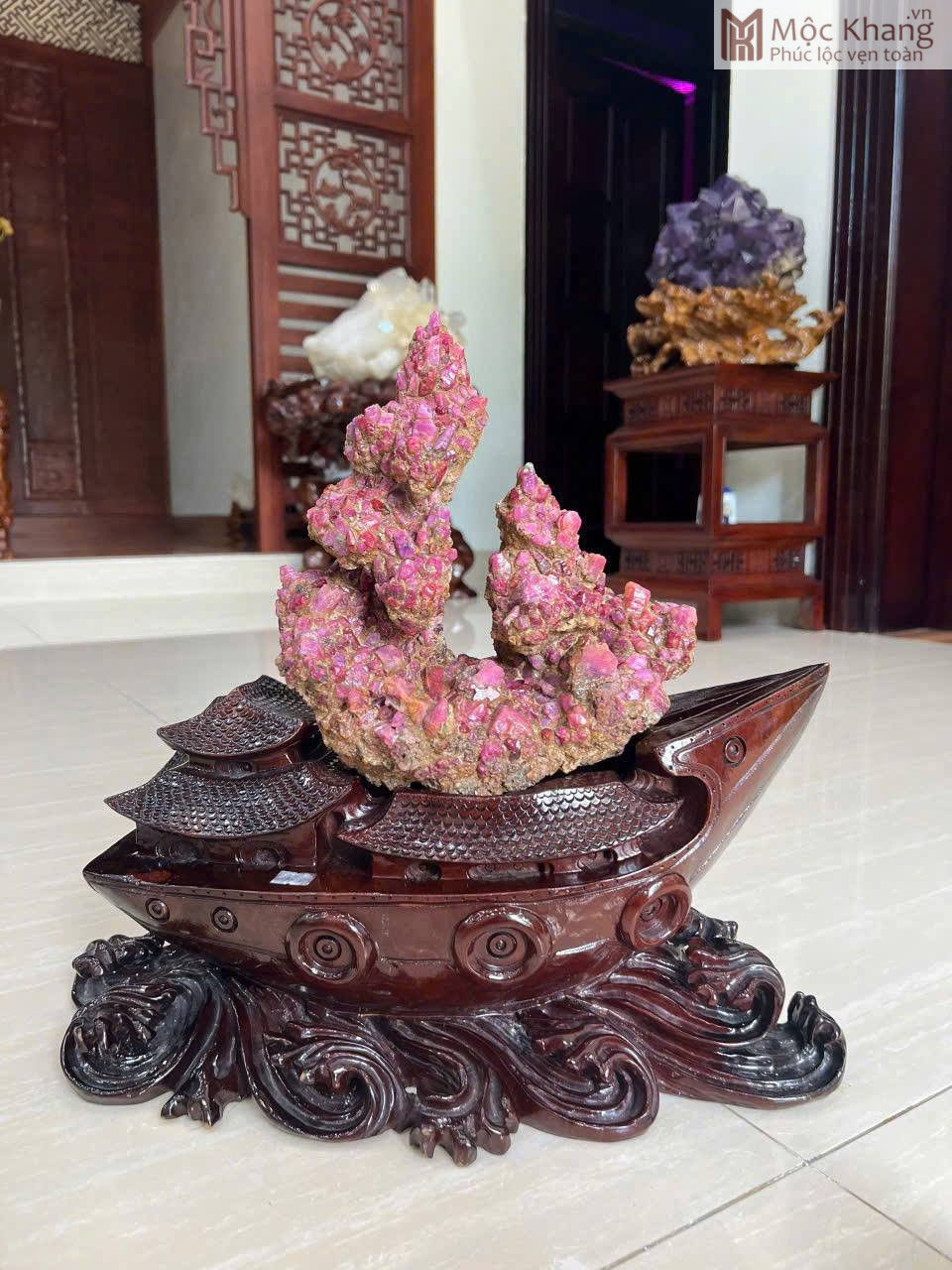 tac-pham-thuan-buom-xuoi-gio-tinh-the-ruby-luc-yen (3) Thuận Buồm Xuôi Gió Tinh Thể Ruby Lục Yên