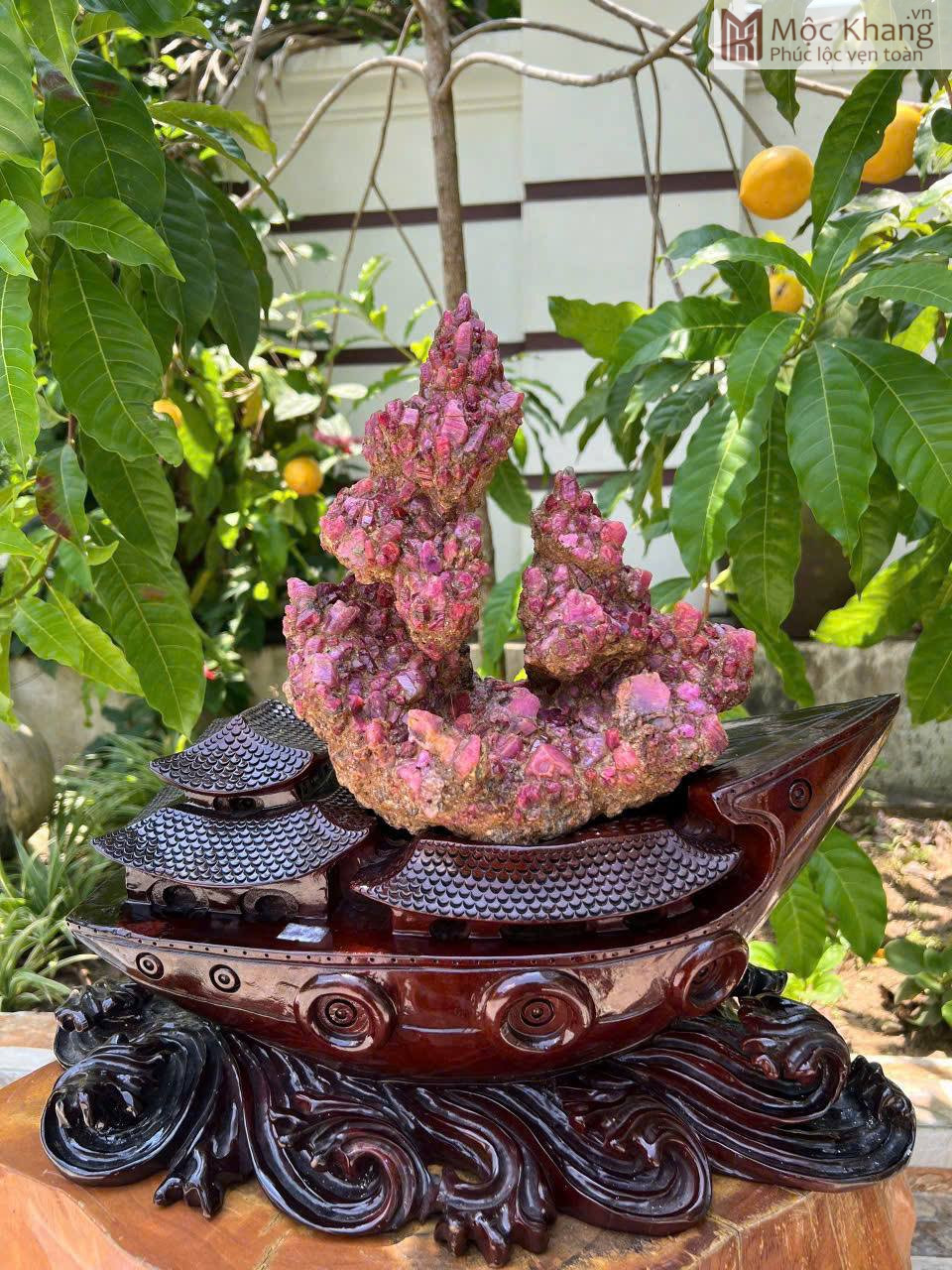 tac-pham-thuan-buom-xuoi-gio-tinh-the-ruby-luc-yen (4) Thuận Buồm Xuôi Gió Tinh Thể Ruby Lục Yên