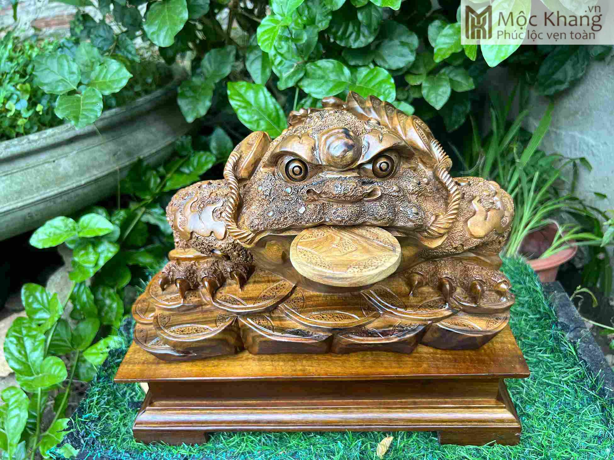 tuong-thiem-thu-go-bach-xanh (1) Tượng Thiềm Thừ Gỗ Bách Xanh