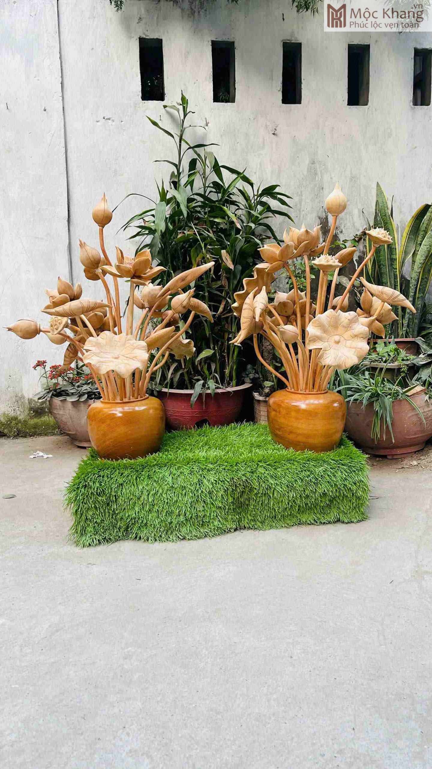 Bình Hoa Sen 21 Cành Gỗ Ngọc Am (1)_1 Binh Hoa Sen 21 Canh Go Ngoc Am 1 1 scaled