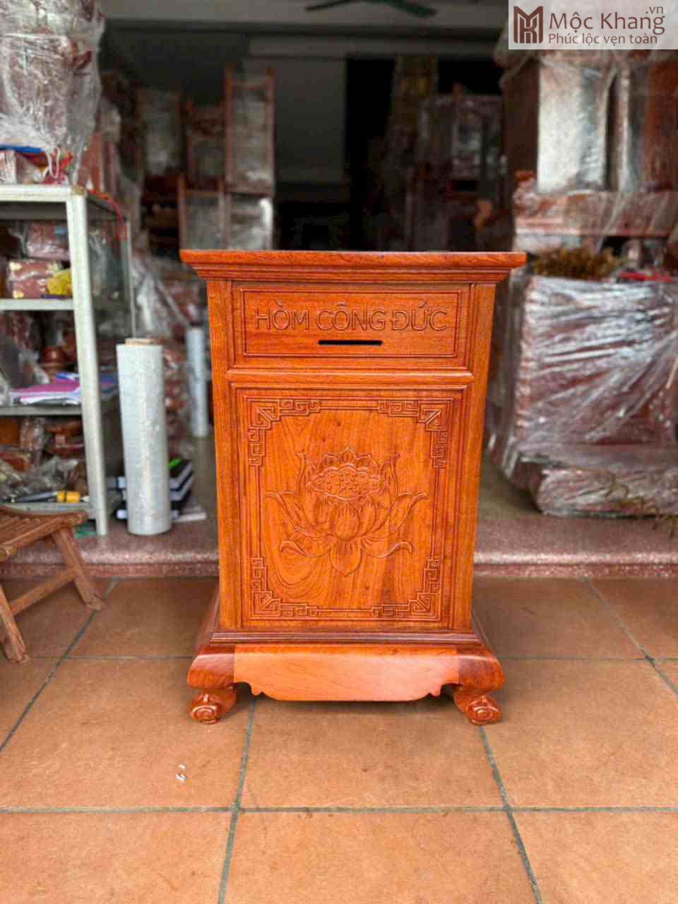 Hòm Công Đức Gỗ Hương Cao 80 (cm) (1)_1 Hòm Công Đức Gỗ Hương Cao 80 (cm)