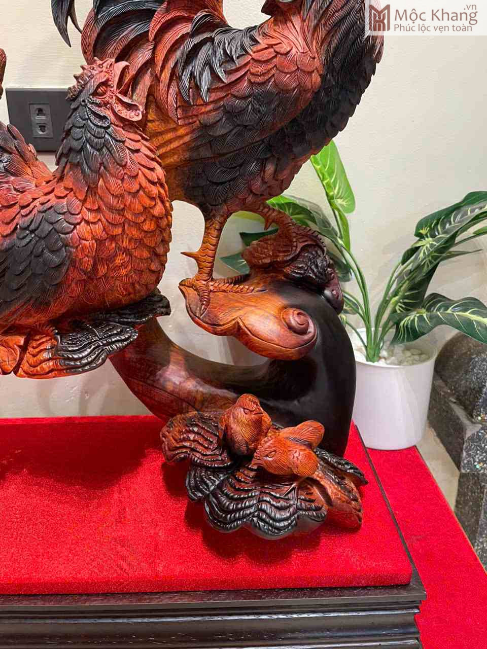 Tượng Gia Đình Gà Gỗ Trắc Cao 57 (cm) (2)_2 Tượng Gia Đình Gà Gỗ Trắc Cao 57 (cm)