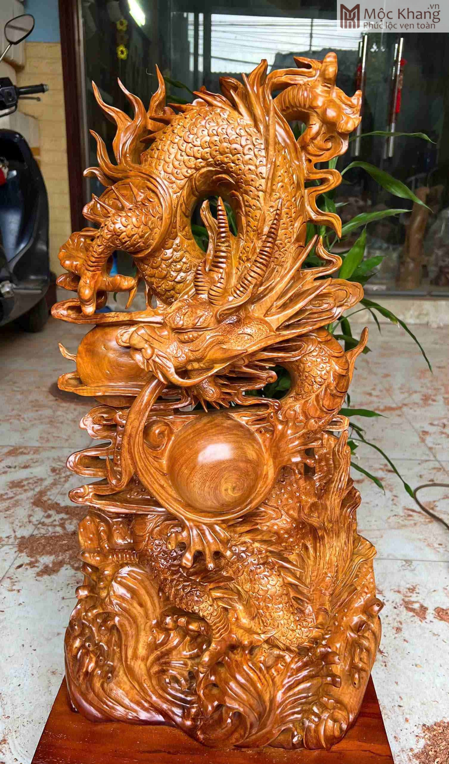 Tượng Rồng Gỗ Hương Cao 73 (cm) (1)_1 Người Mệnh Hỏa Nên Chọn Linh Vật Gì?