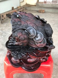 Tượng Cóc Ba Chân Gỗ Trắc