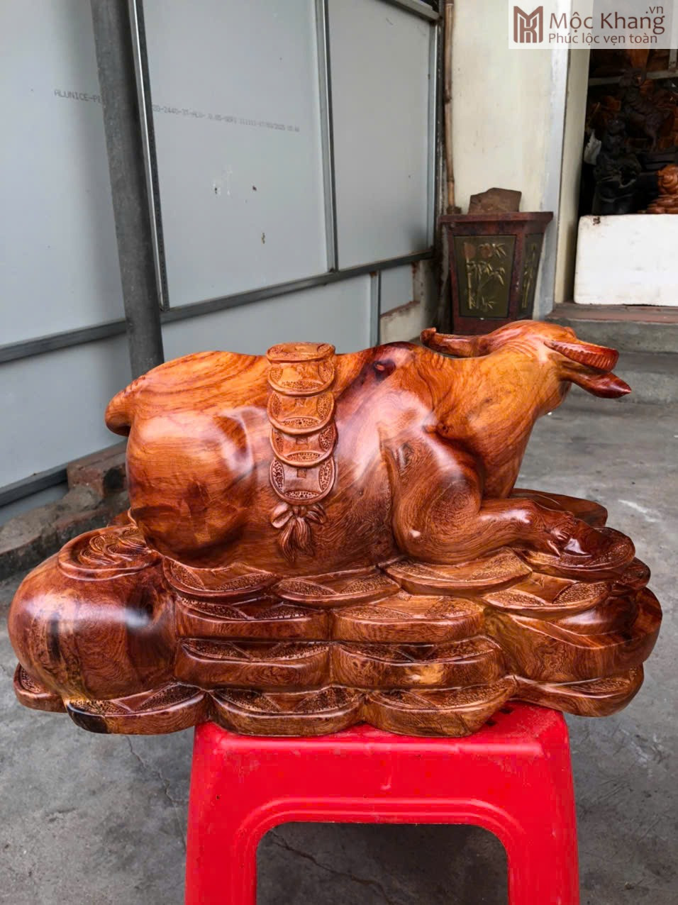 tuong-trau-nam-go-huong-gia-lai-cao-23-cm (4) Tượng Trâu Nằm Gỗ Hương Gia Lai