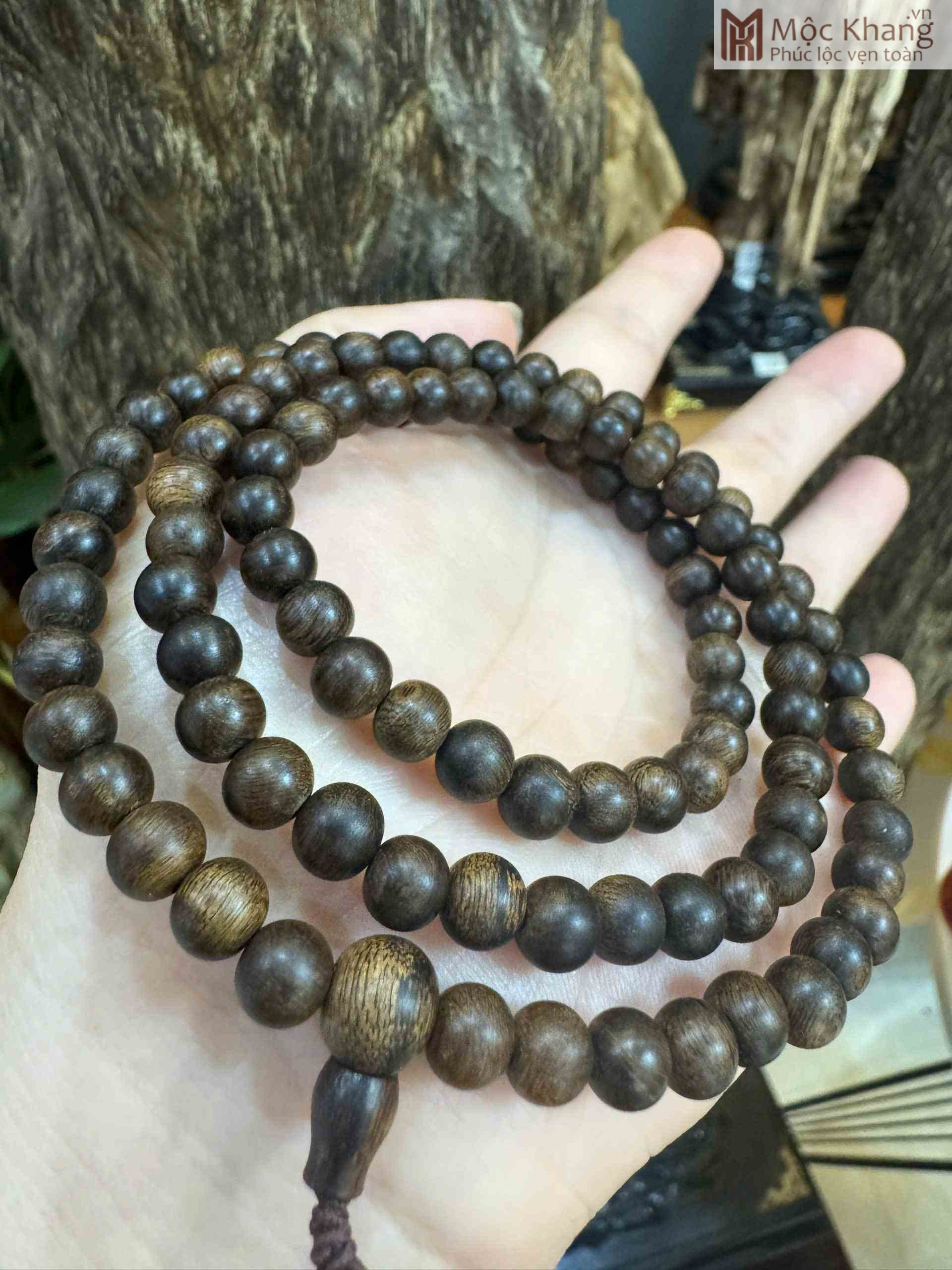 vong-tram-huong-108-hat-duong-kinh-hat-6-mm (1) Vòng Trầm Hương 108 Hạt