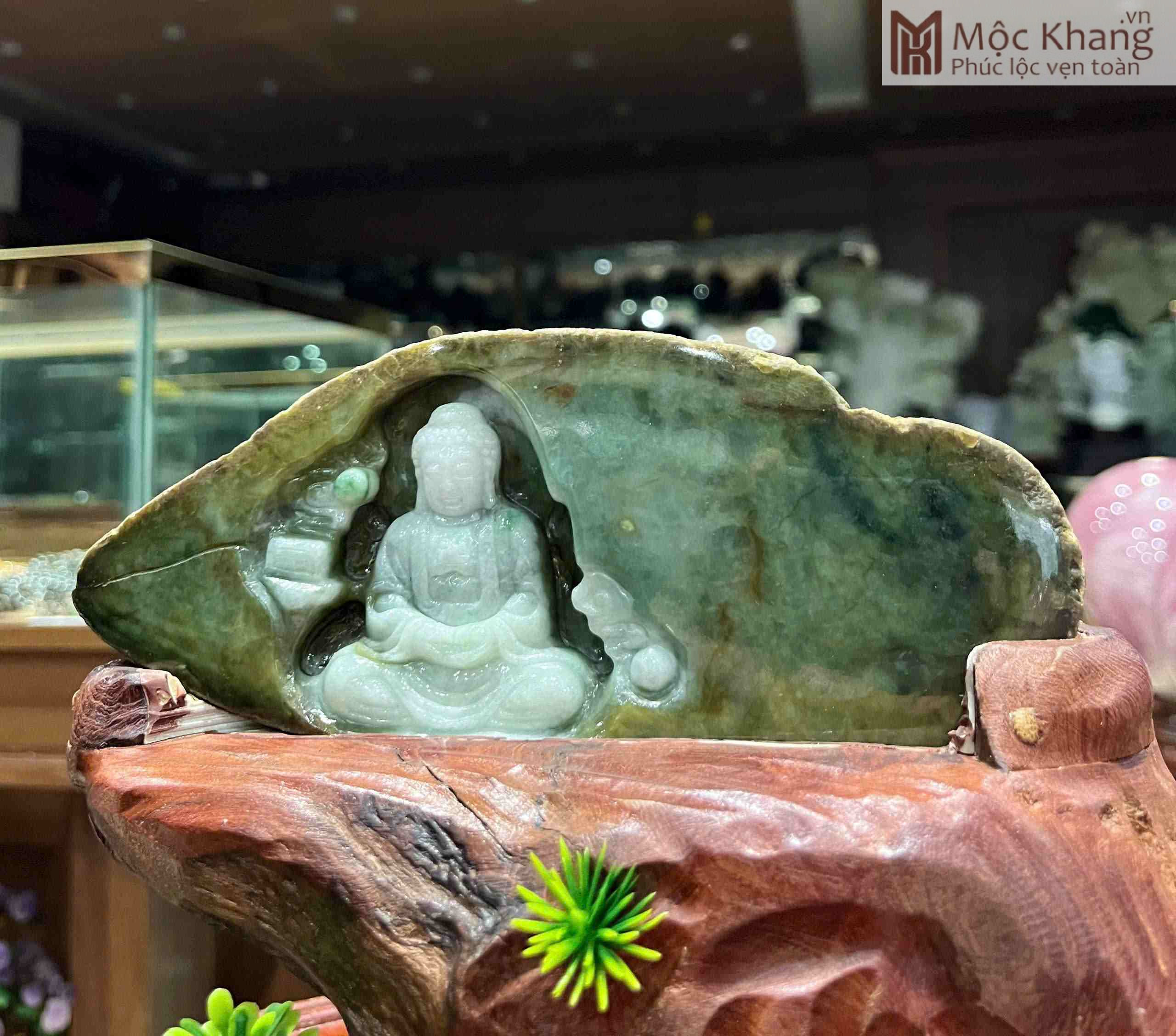 Tượng Phật A Di Đà Ngọc Phỉ Thúy Cao 18 (cm) (4)_4 Tượng Phật A Di Đà Ngọc Phỉ Thúy Cao 18 (cm)