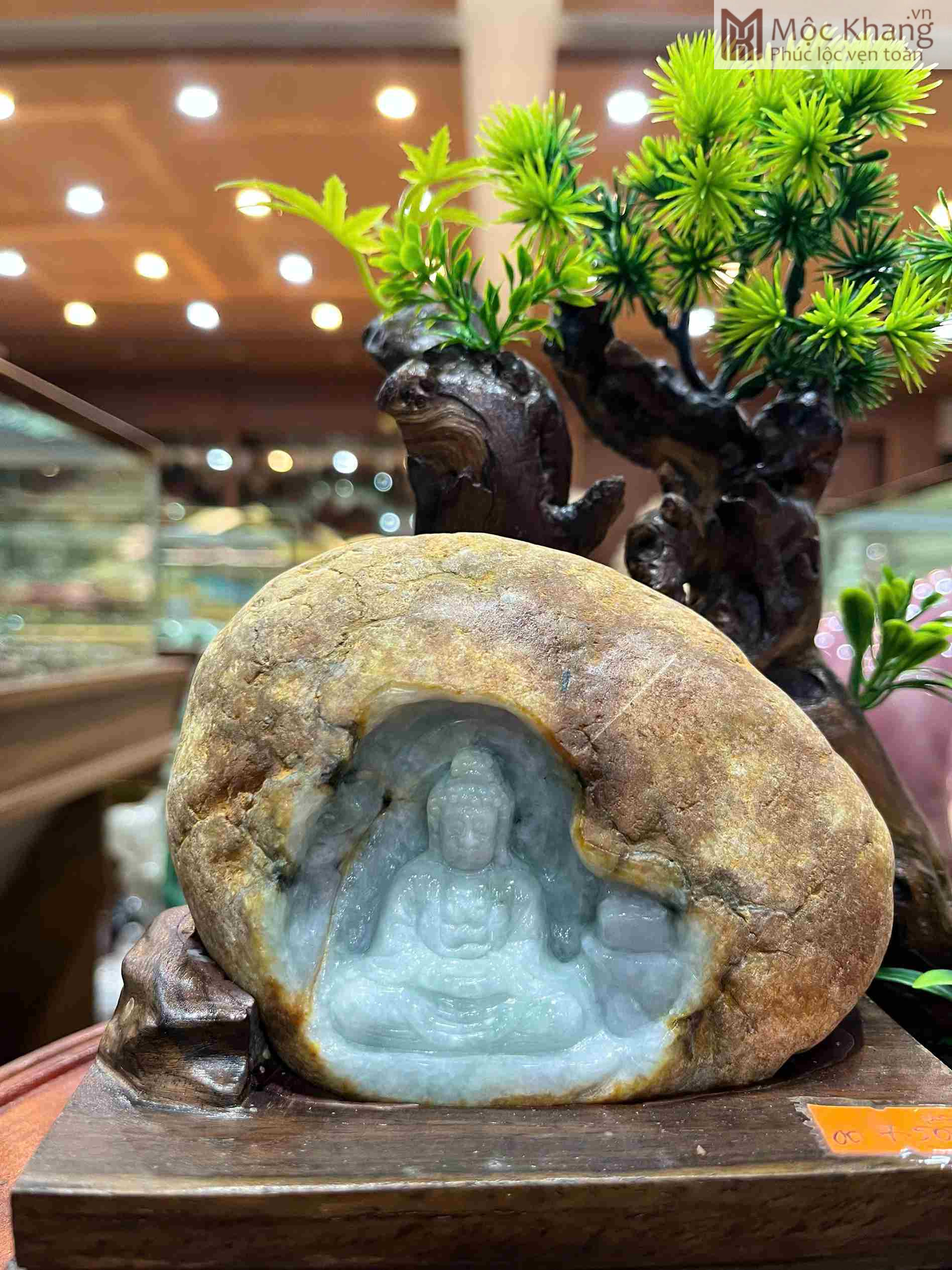 Tượng Phật A Di Đà Ngọc Phỉ Thúy Cao 22 (cm) (2)_2 Tượng Phật A Di Đà Ngọc Phỉ Thúy Cao 22 (cm)